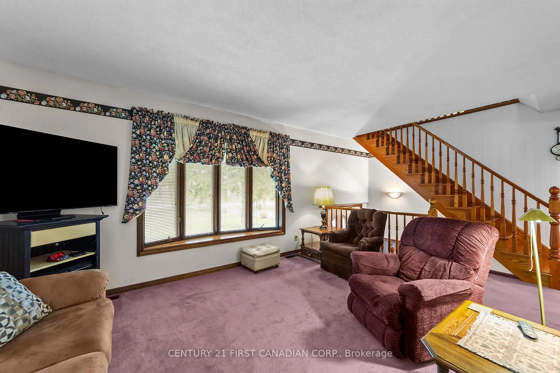 Photo 23 of 33396 Queen Street, North Middlesex, Ailsa Craig — HOMEH
