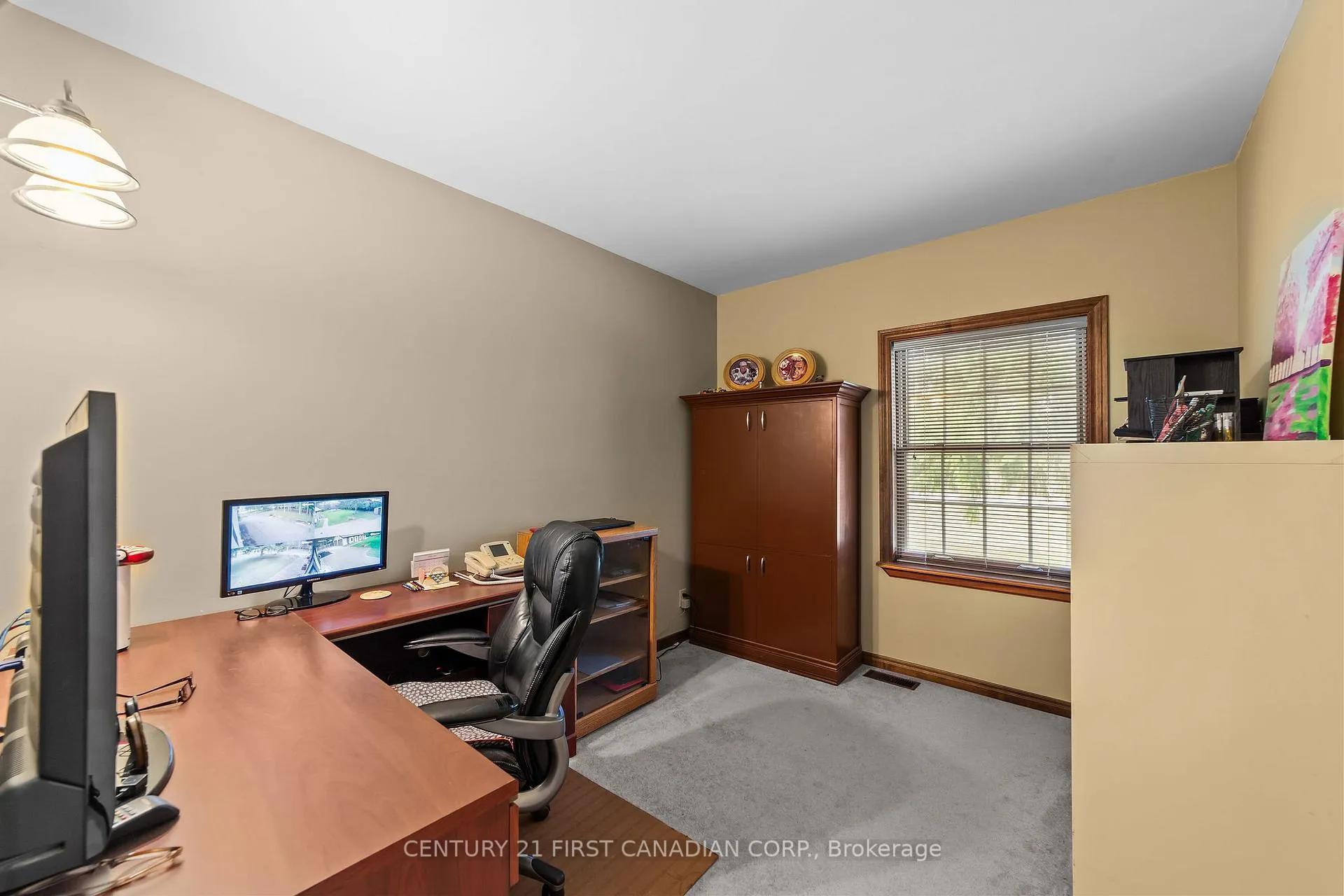 Photo 31 of 33396 Queen Street, North Middlesex, Ailsa Craig — HOMEH