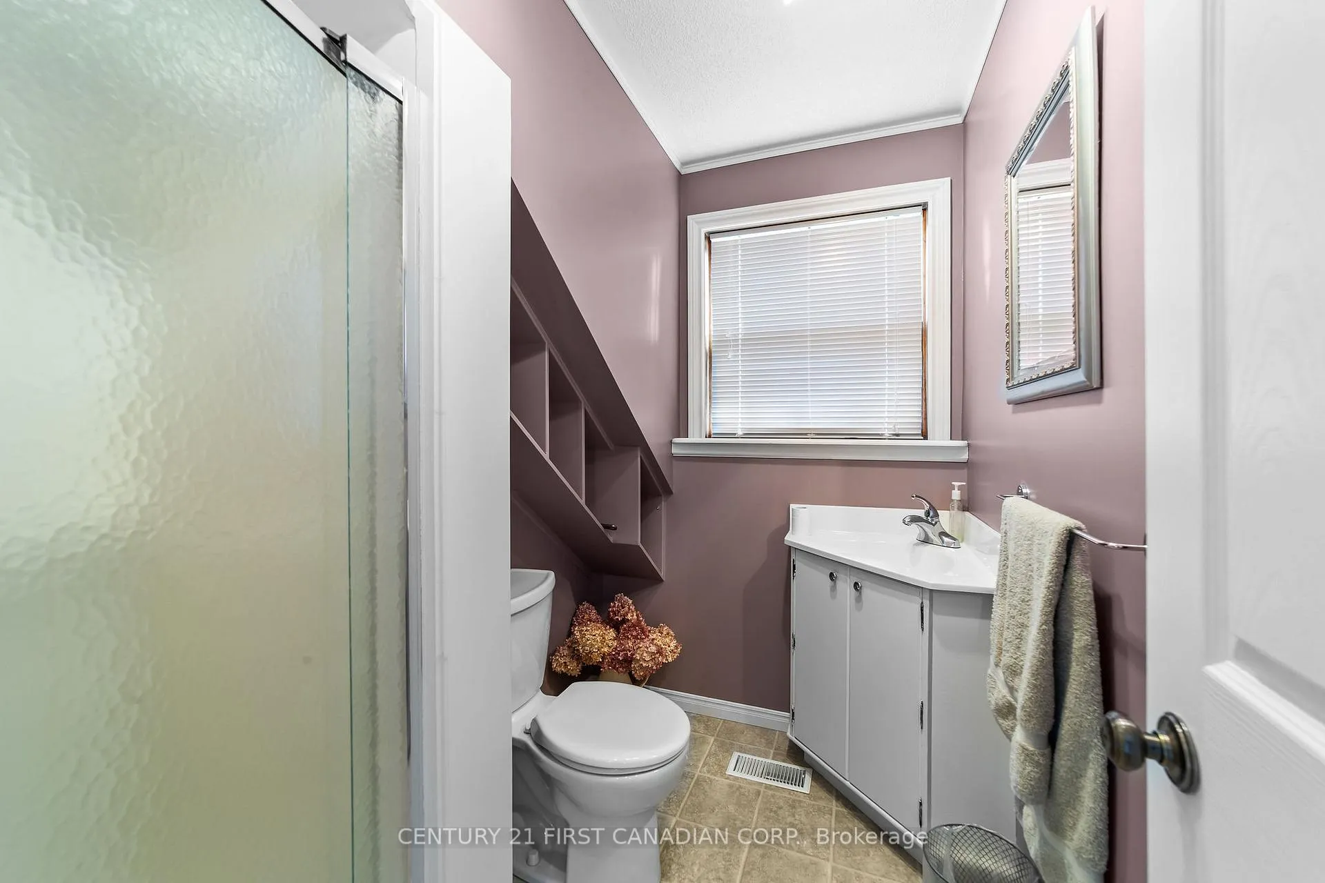 Photo 40 of 33396 Queen Street, North Middlesex, Ailsa Craig — HOMEH