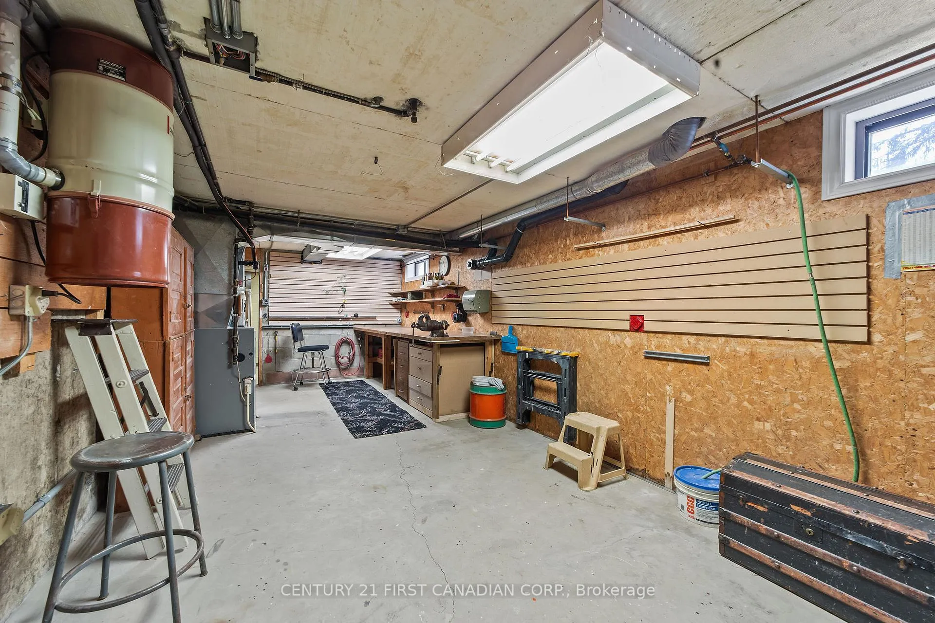 Photo 44 of 33396 Queen Street, North Middlesex, Ailsa Craig — HOMEH