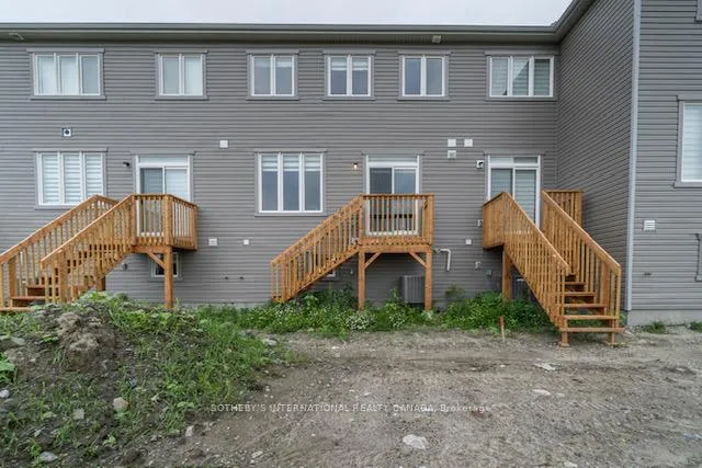 Photo 19 of 130 Main Halyard Lane, Ottawa, South of Fallowfield Road — HOMEH