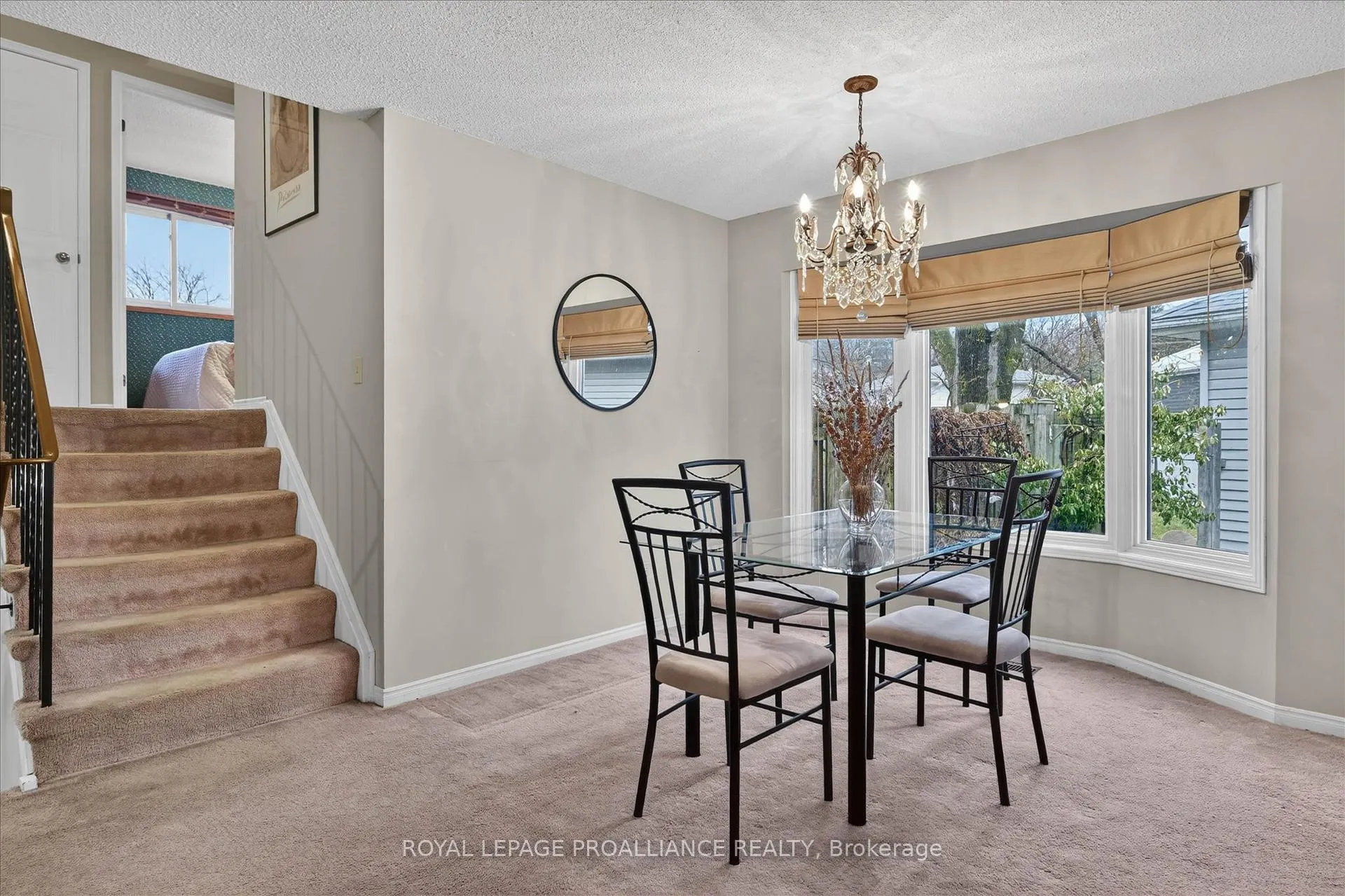 Photo 9 of 7 Daleview Court, Peterborough, Monaghan Ward 2 — HOMEH