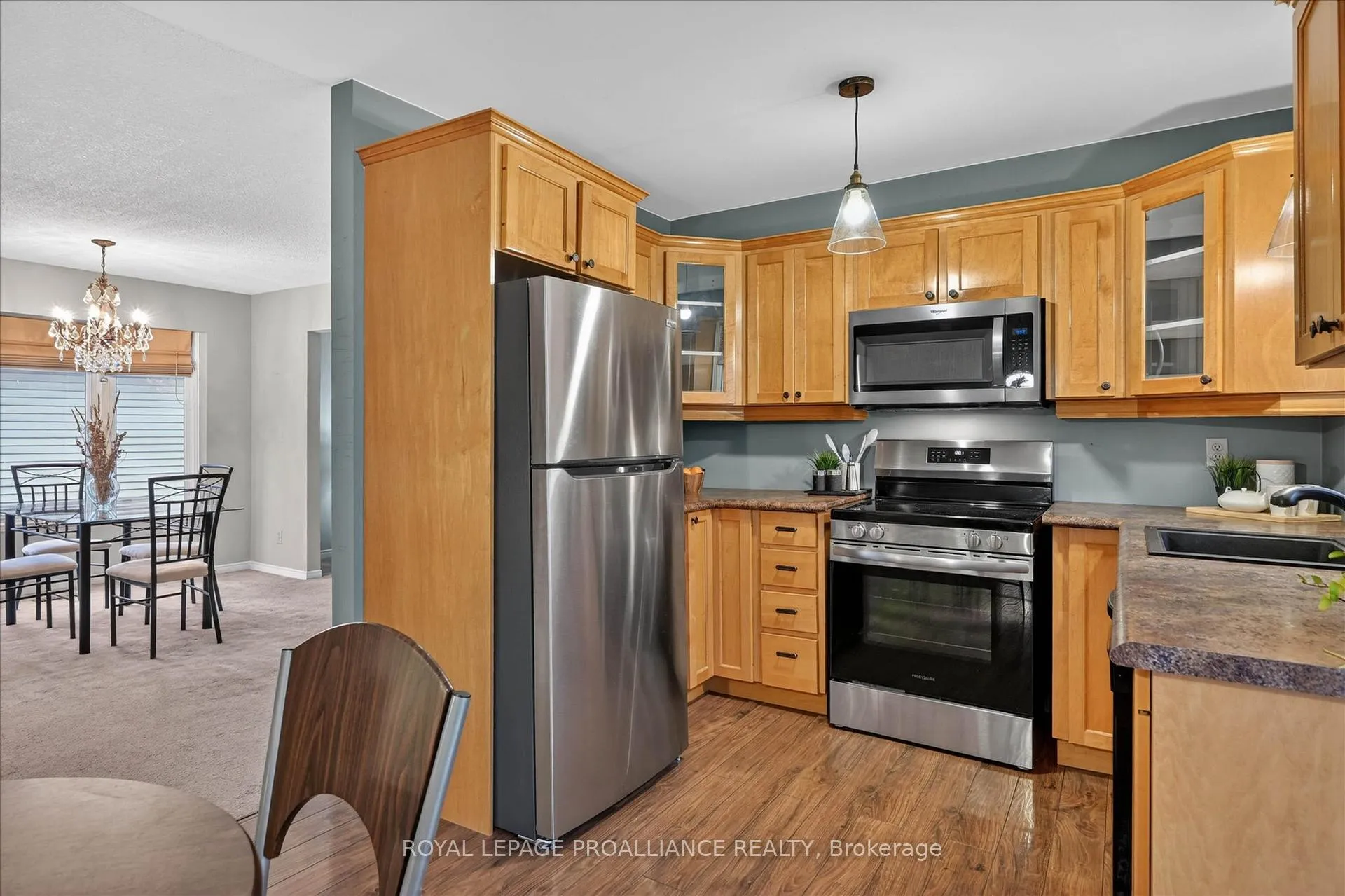 Photo 14 of 7 Daleview Court, Peterborough, Monaghan Ward 2 — HOMEH