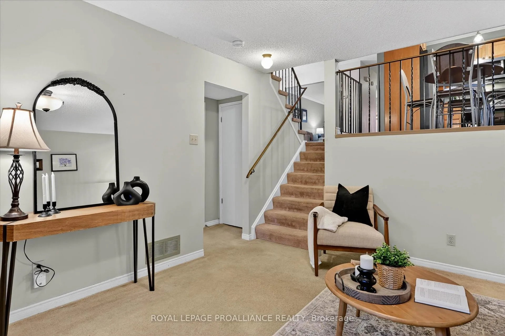 Photo 19 of 7 Daleview Court, Peterborough, Monaghan Ward 2 — HOMEH