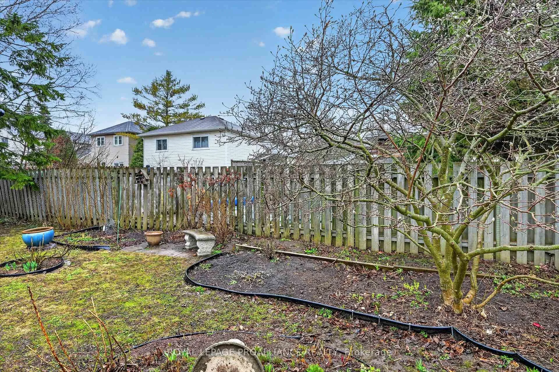 Photo 32 of 7 Daleview Court, Peterborough, Monaghan Ward 2 — HOMEH