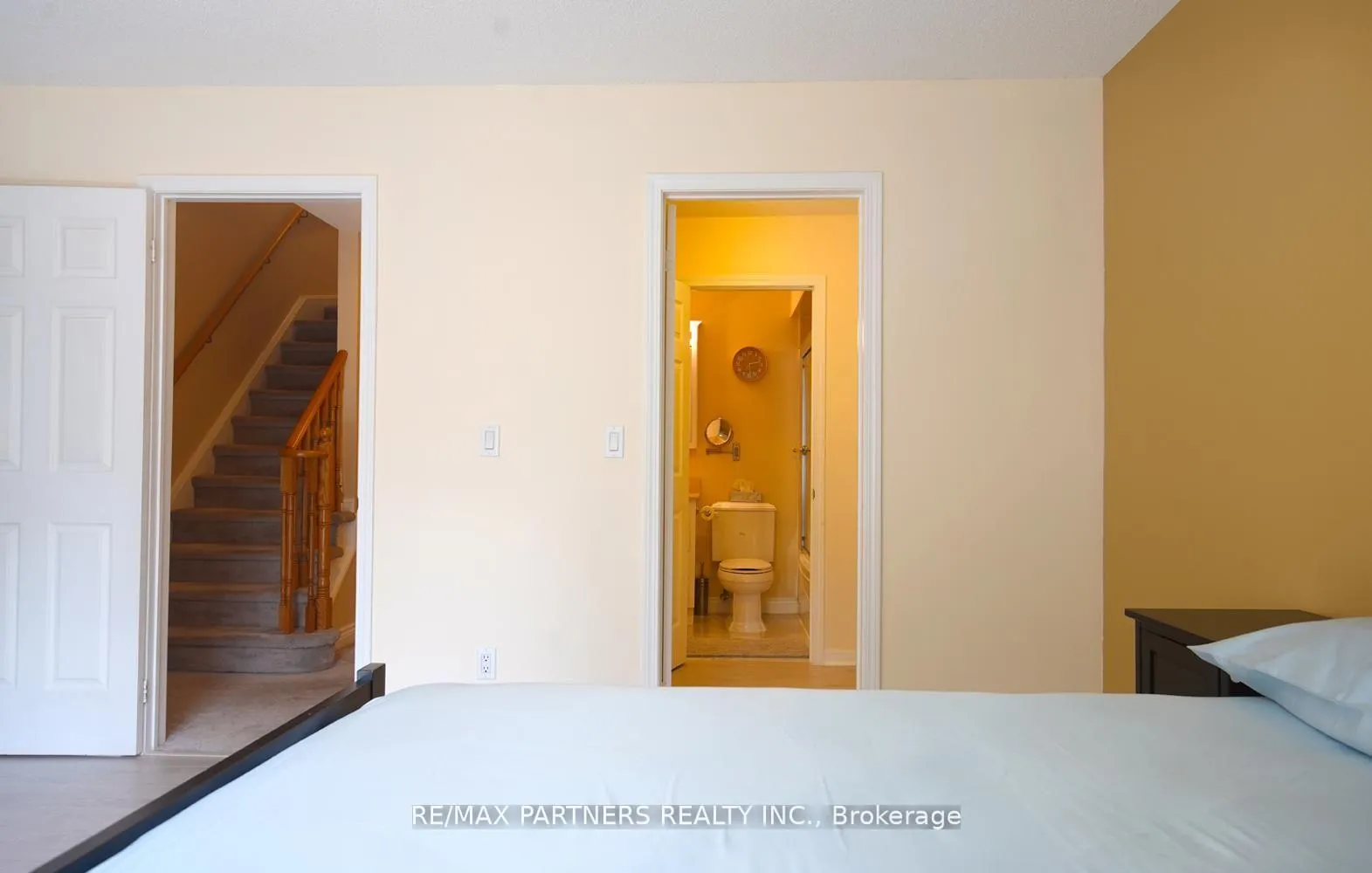Photo 18 of Unit 11, 23 St Moritz Way, Markham, Unionville — HOMEH