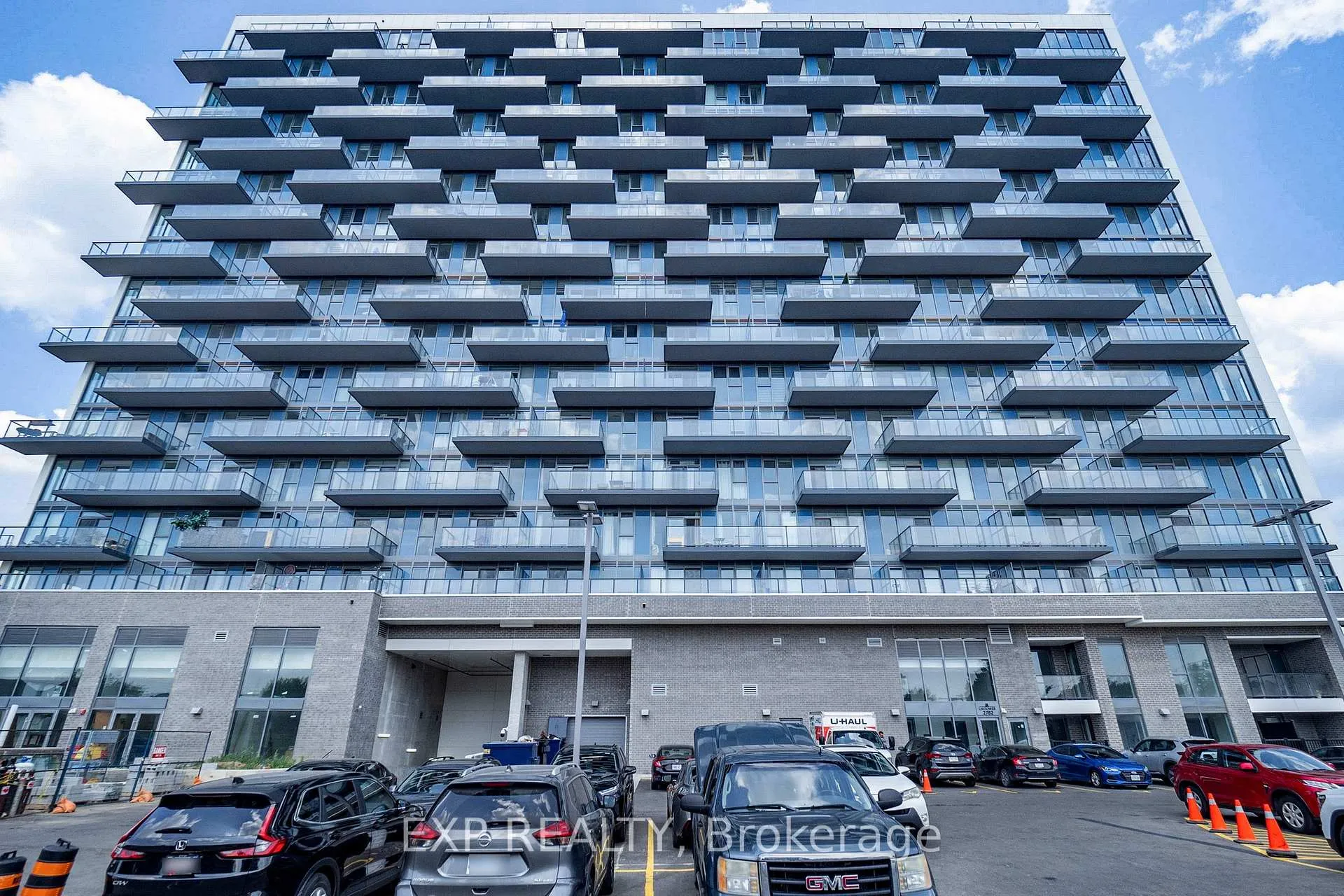 Photo 3 of Unit 919, 2782 Barton Street E, Hamilton, Riverdale — HOMEH