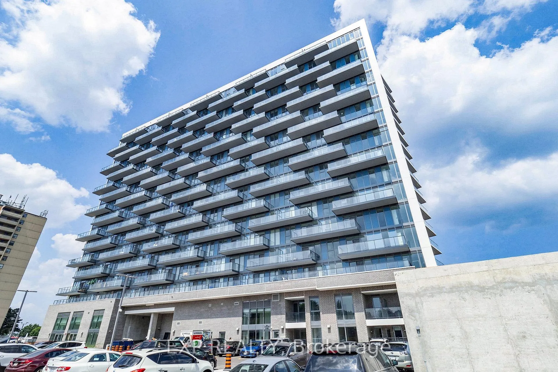 Photo 5 of Unit 919, 2782 Barton Street E, Hamilton, Riverdale — HOMEH