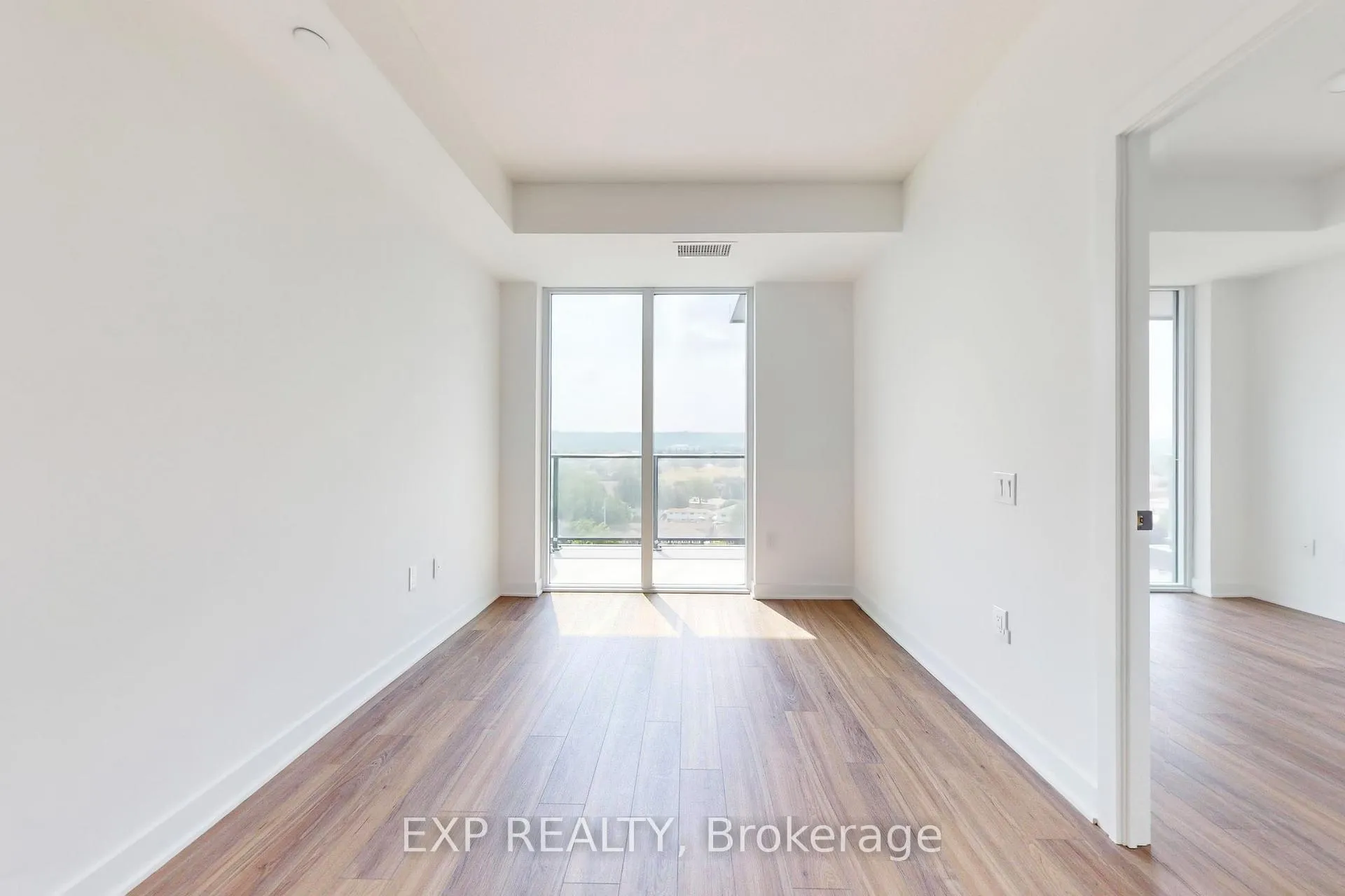 Photo 13 of Unit 919, 2782 Barton Street E, Hamilton, Riverdale — HOMEH