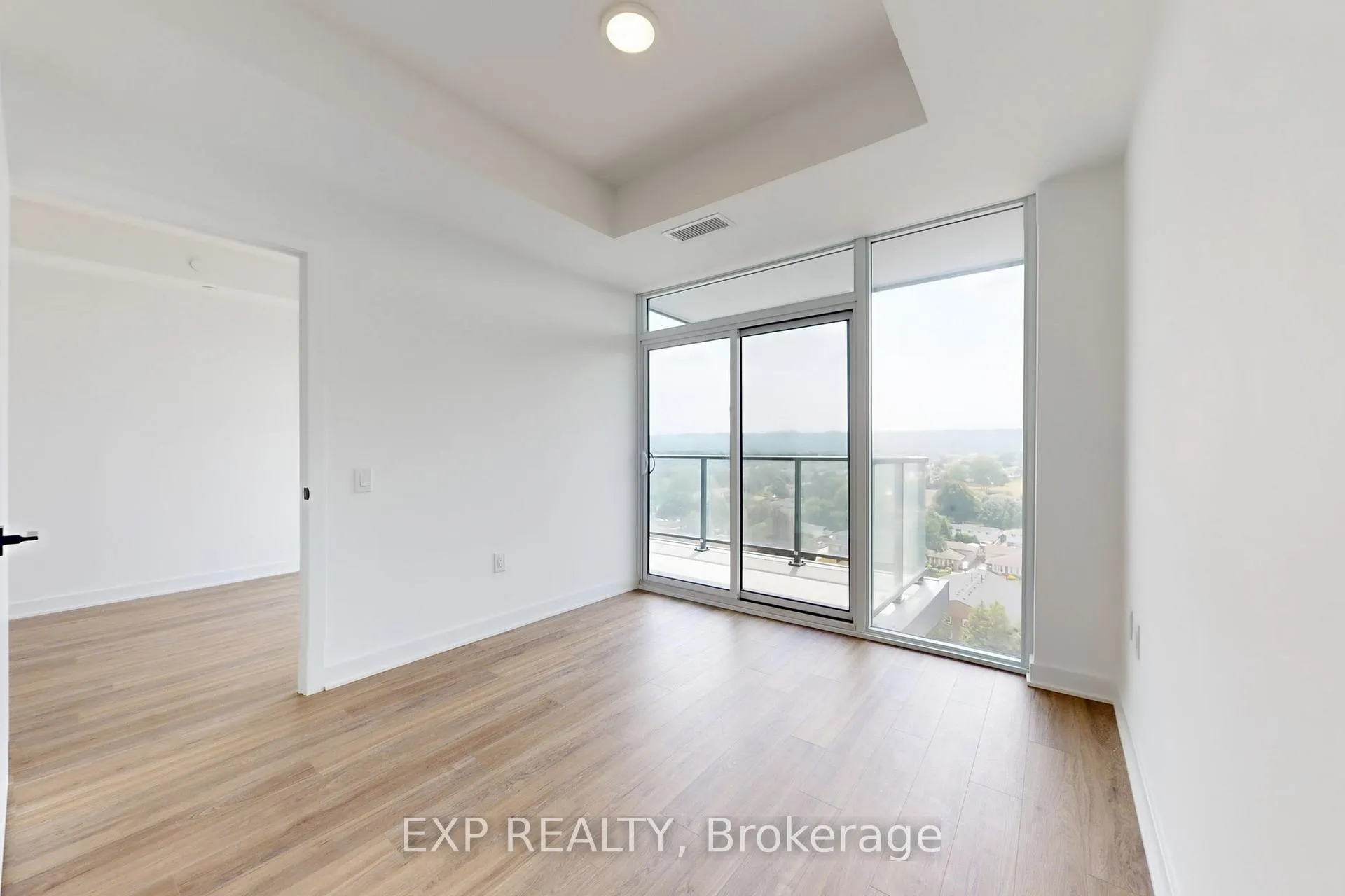 Photo 25 of Unit 919, 2782 Barton Street E, Hamilton, Riverdale — HOMEH