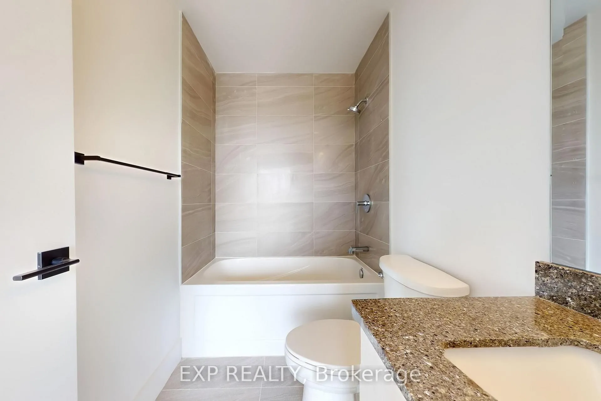 Photo 31 of Unit 919, 2782 Barton Street E, Hamilton, Riverdale — HOMEH