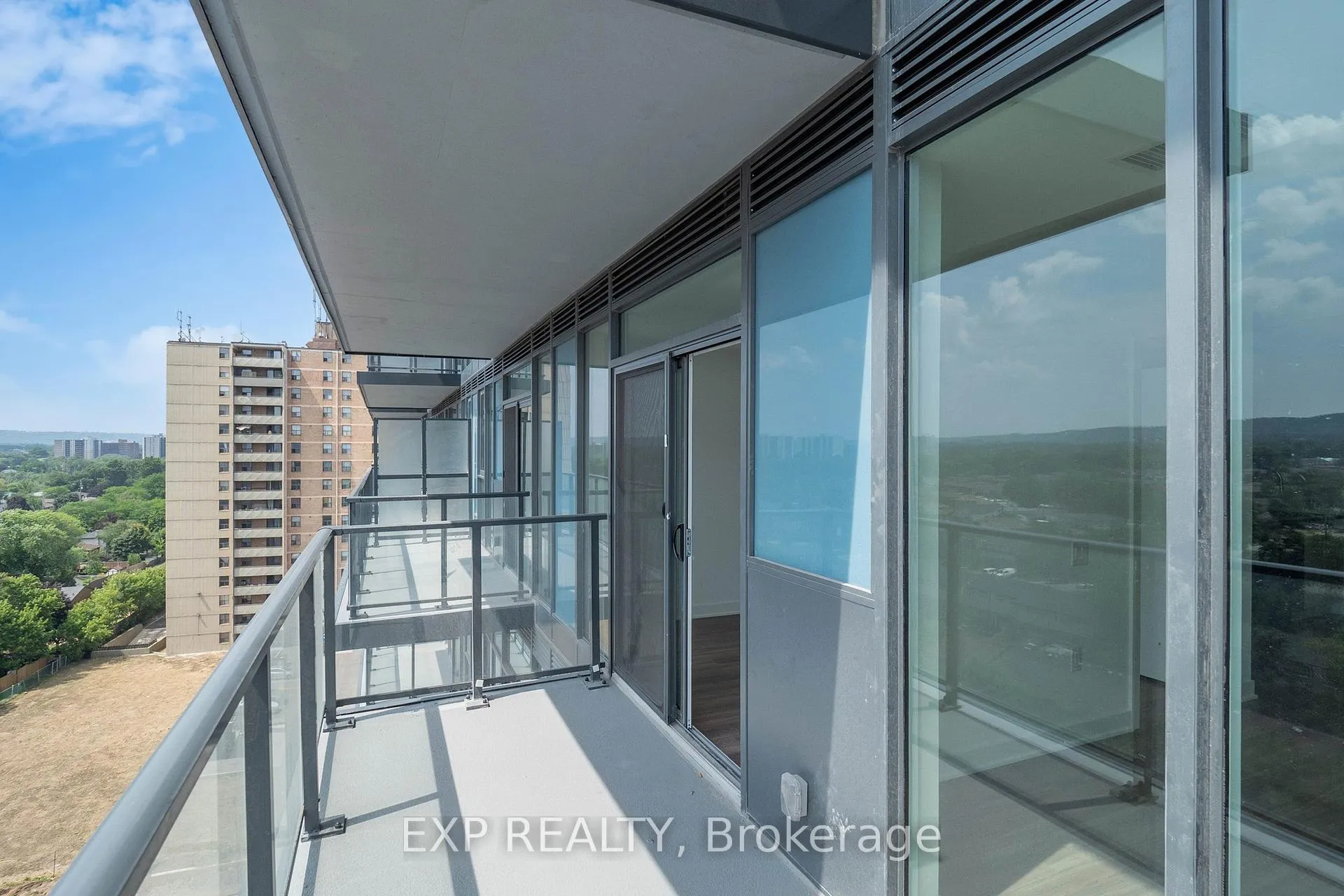 Photo 40 of Unit 919, 2782 Barton Street E, Hamilton, Riverdale — HOMEH
