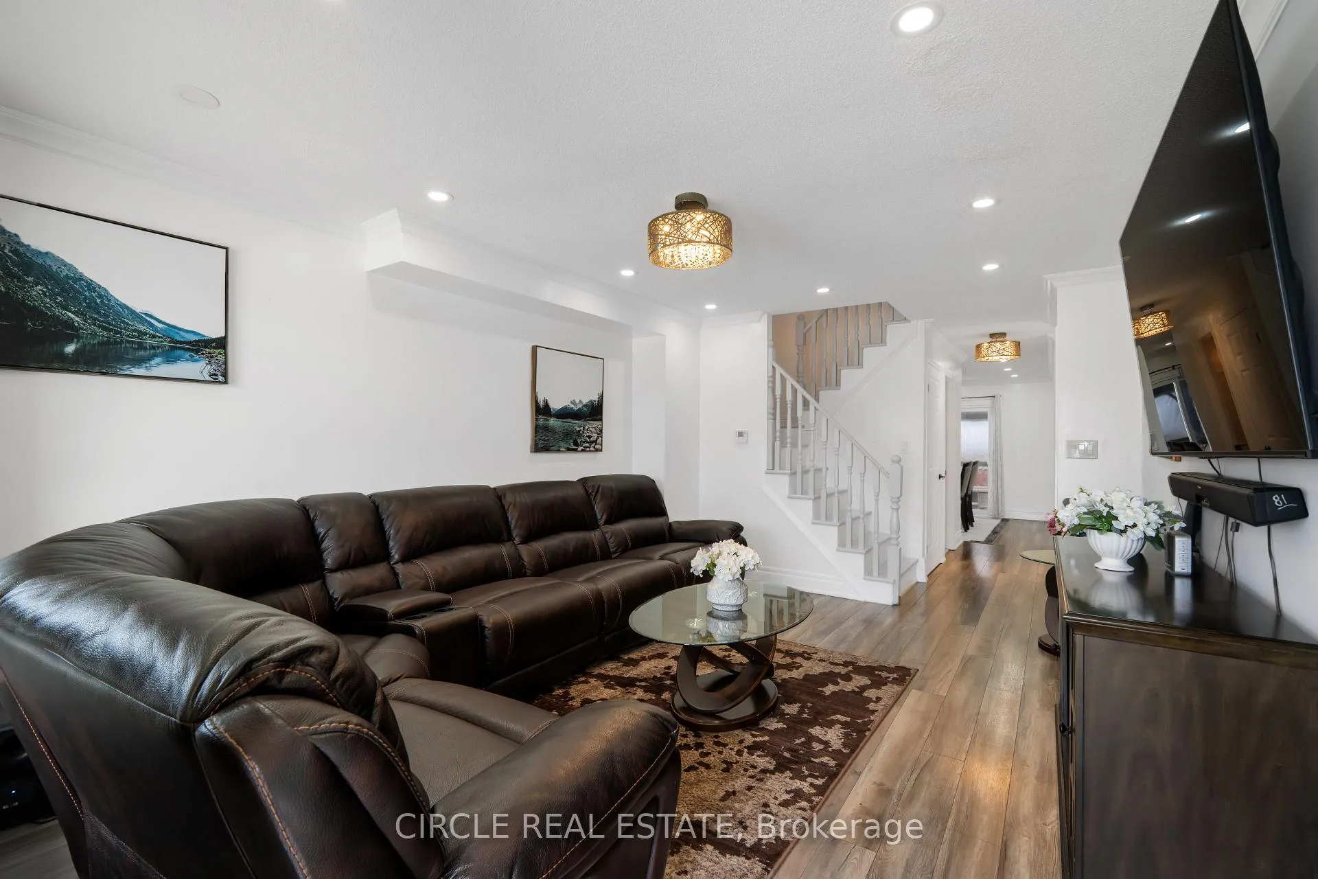 Photo 5 of 64 Lampman Crescent, Thorold, Confederation Heights — HOMEH