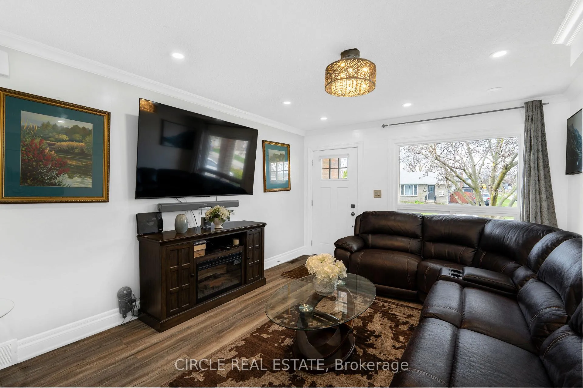 Photo 6 of 64 Lampman Crescent, Thorold, Confederation Heights — HOMEH