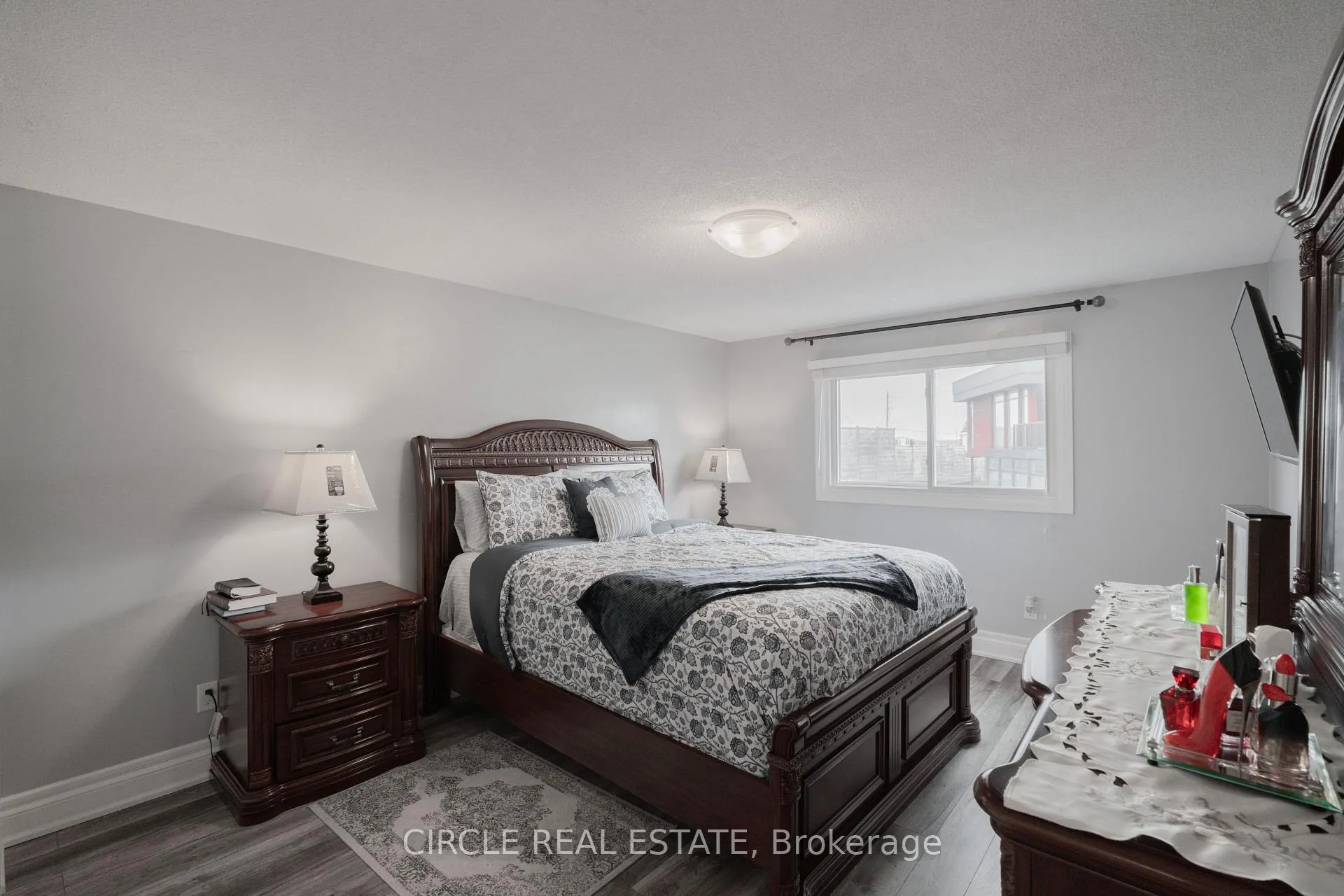Photo 11 of 64 Lampman Crescent, Thorold, Confederation Heights — HOMEH