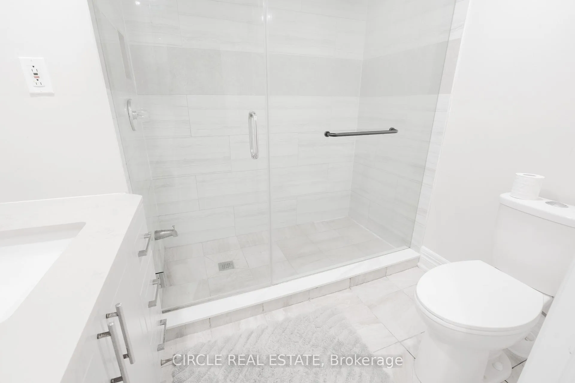 Photo 14 of 64 Lampman Crescent, Thorold, Confederation Heights — HOMEH