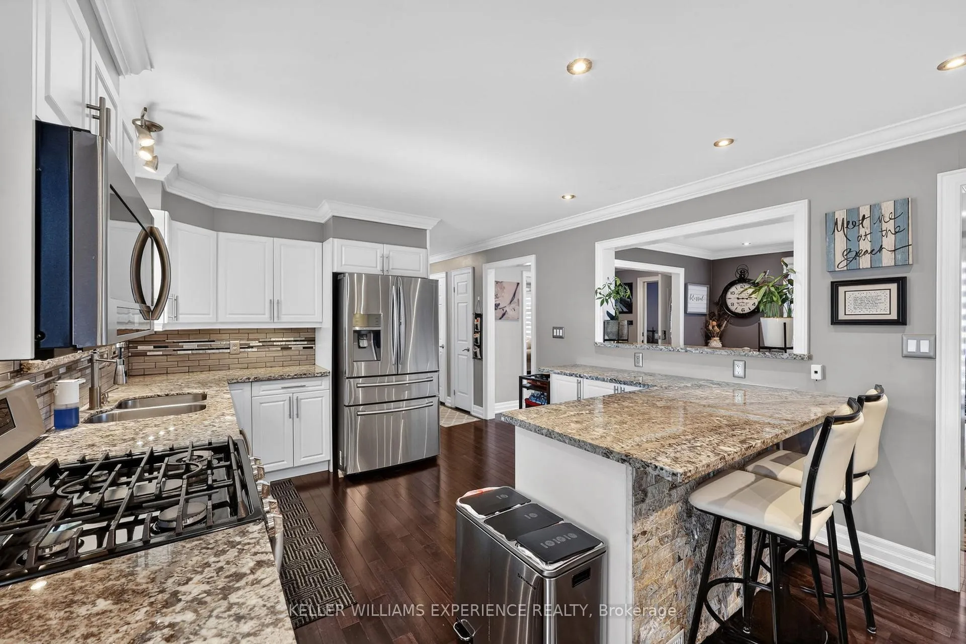 Photo 15 of 5 Jills Court, Barrie, Grove East — HOMEH