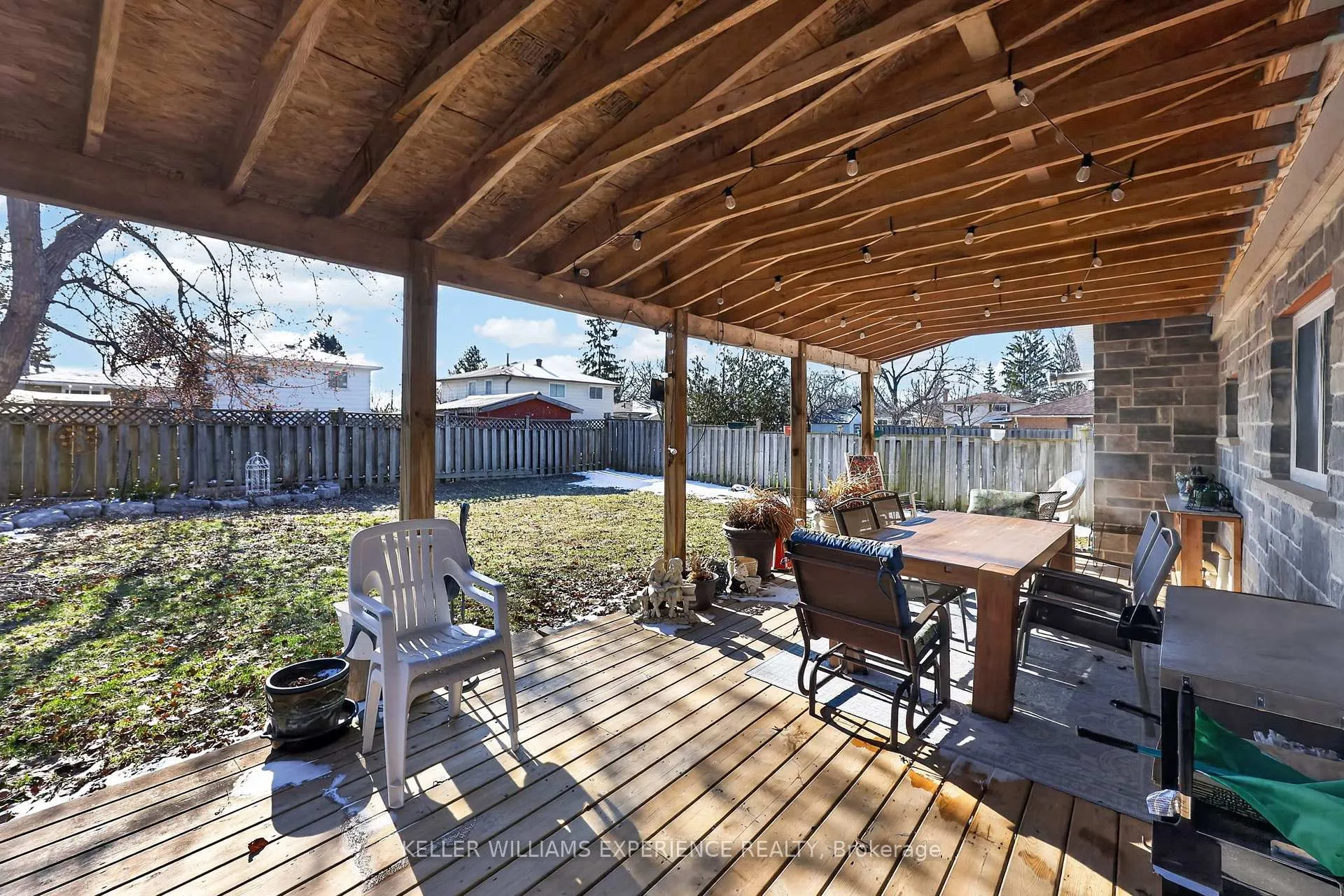 Photo 36 of 5 Jills Court, Barrie, Grove East — HOMEH