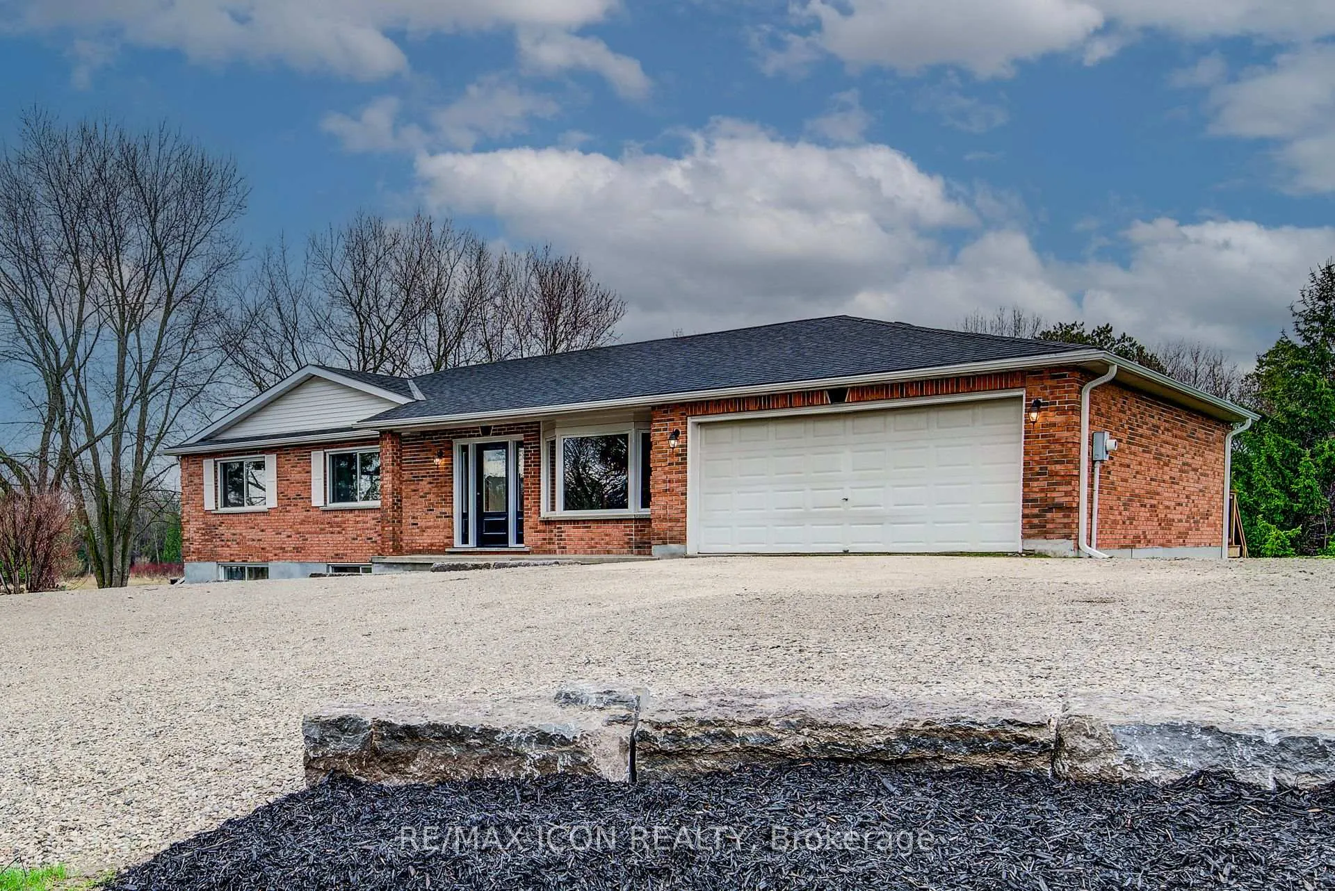 Photo 1 of 5762 8th Line E, Guelph/Eramosa, Rural Guelph/Eramosa West — HOMEH