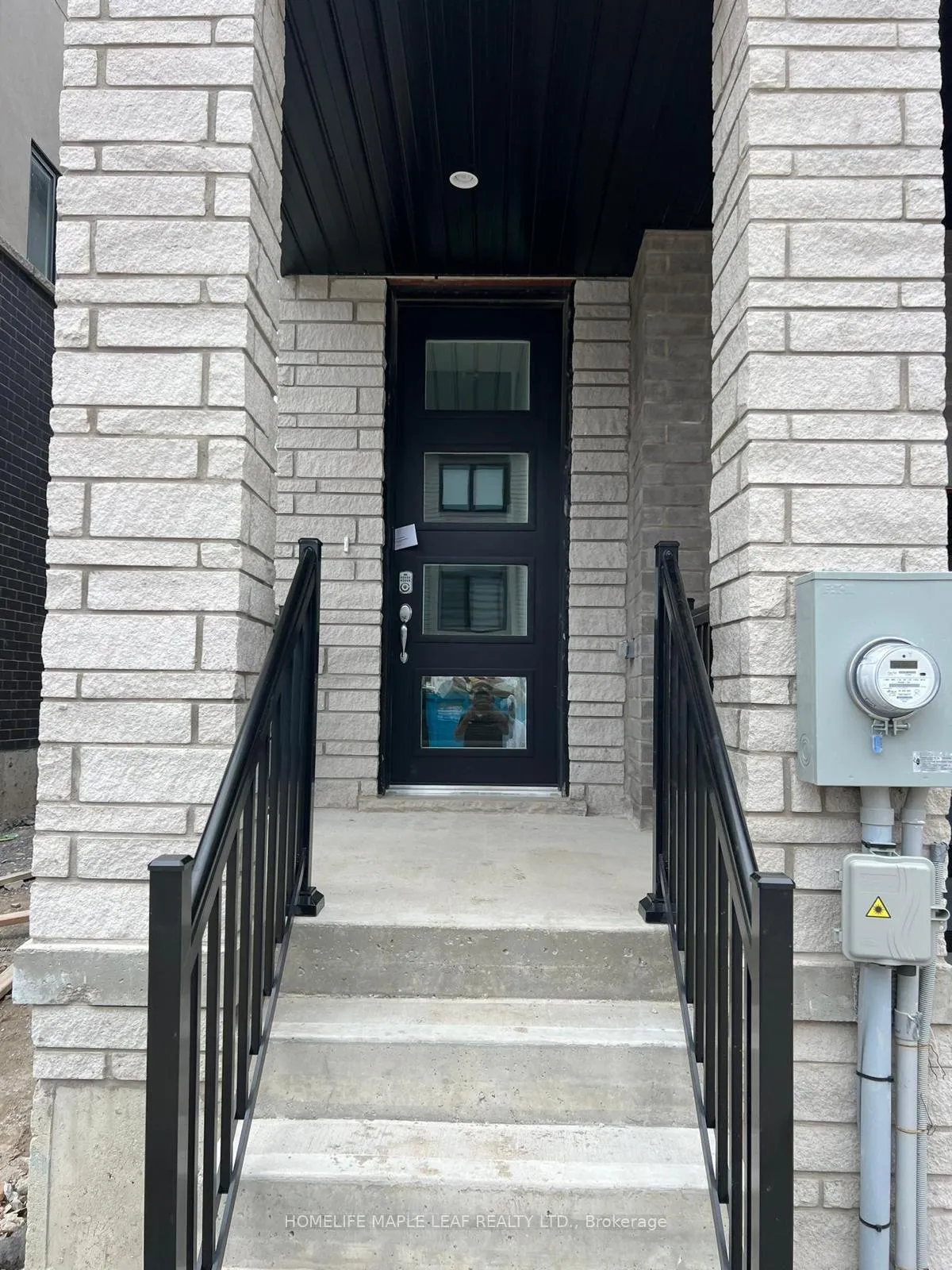 Photo 2 of Unit 24, 155 Equestrian Way, Cambridge — HOMEH