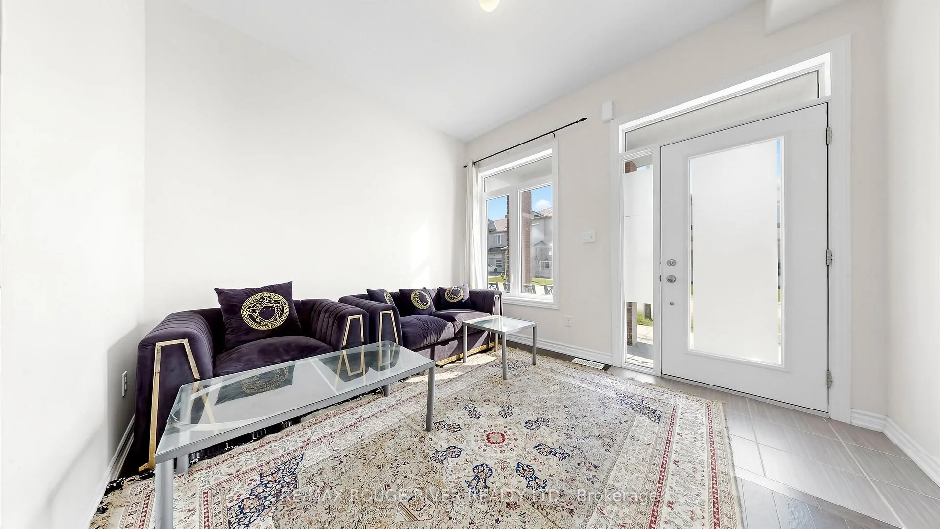 Photo 8 of 1099 Cameo Street, Pickering, Rural Pickering — HOMEH