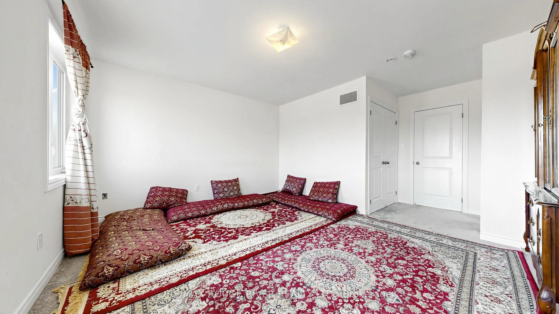 Photo 18 of 1099 Cameo Street, Pickering, Rural Pickering — HOMEH