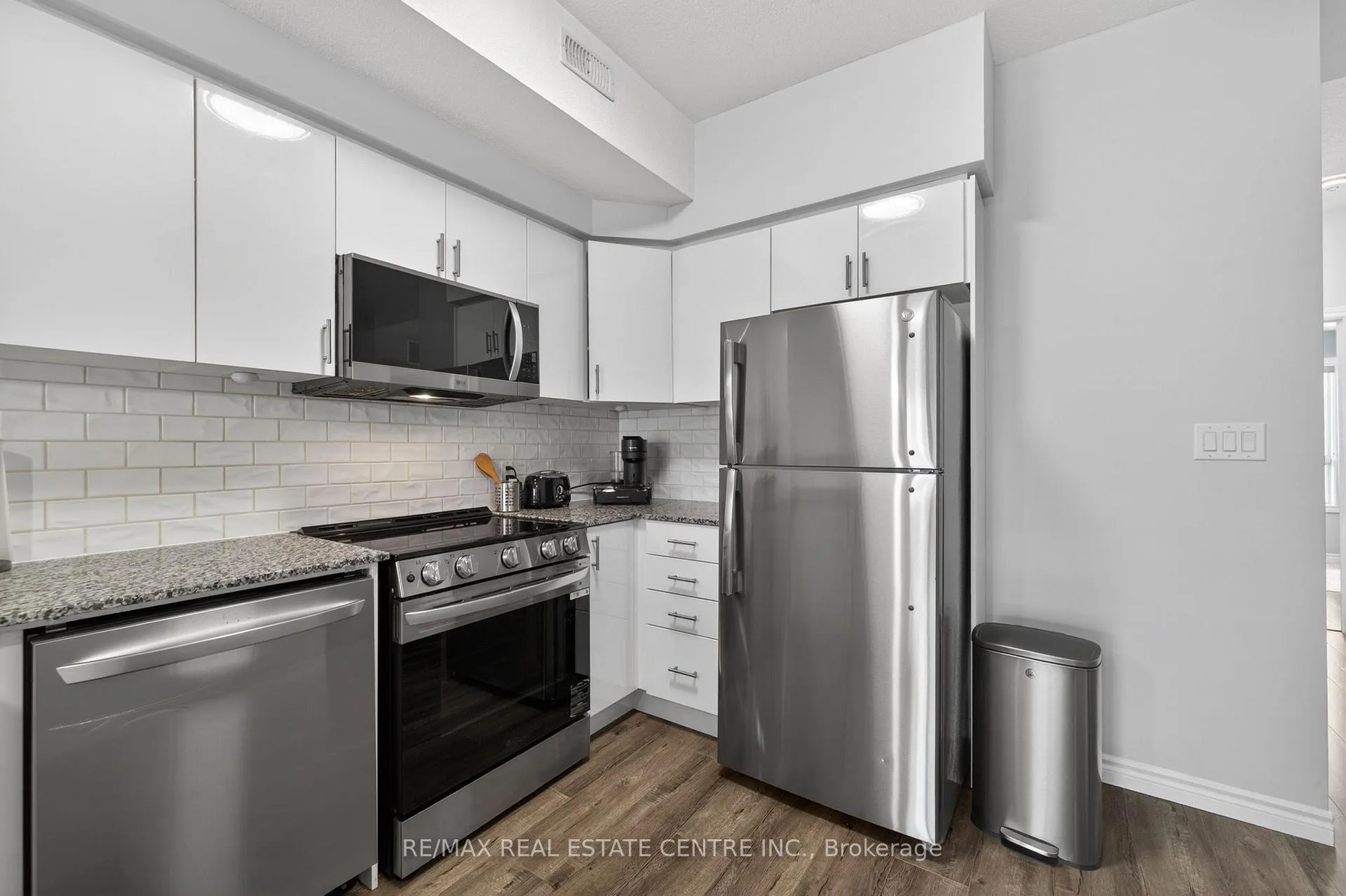 Photo 15 of Unit 30 C, 1430 Highland Road, Kitchener, Highland West — HOMEH