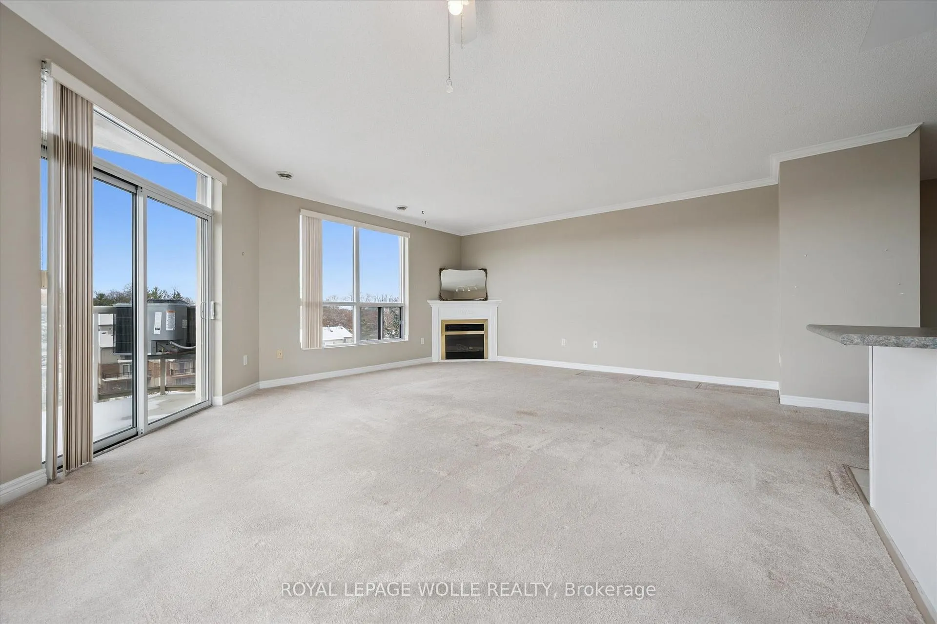 Photo 12 of Unit 706, 255 Keats Way, Waterloo — HOMEH