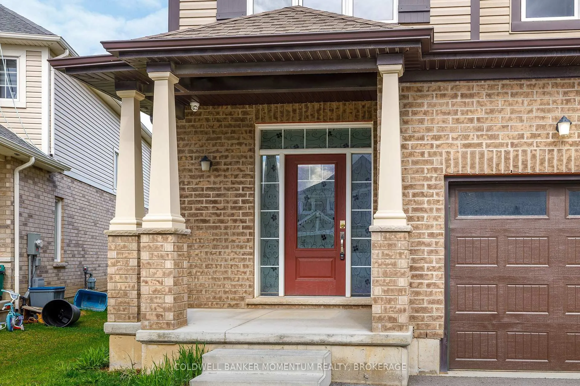 Photo 3 of 155 Bur Oak Drive, Thorold, Confederation Heights — HOMEH