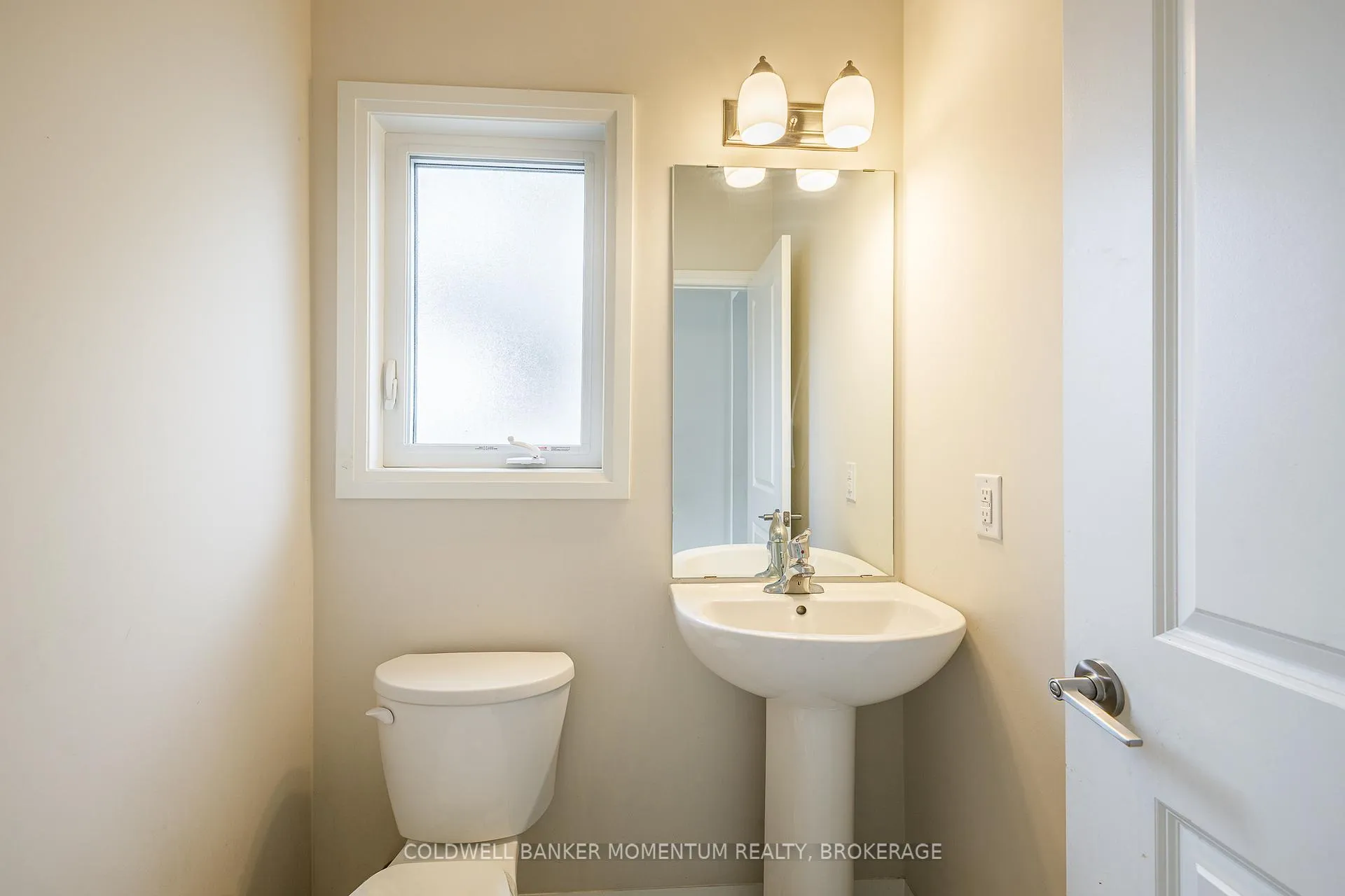 Photo 6 of 155 Bur Oak Drive, Thorold, Confederation Heights — HOMEH