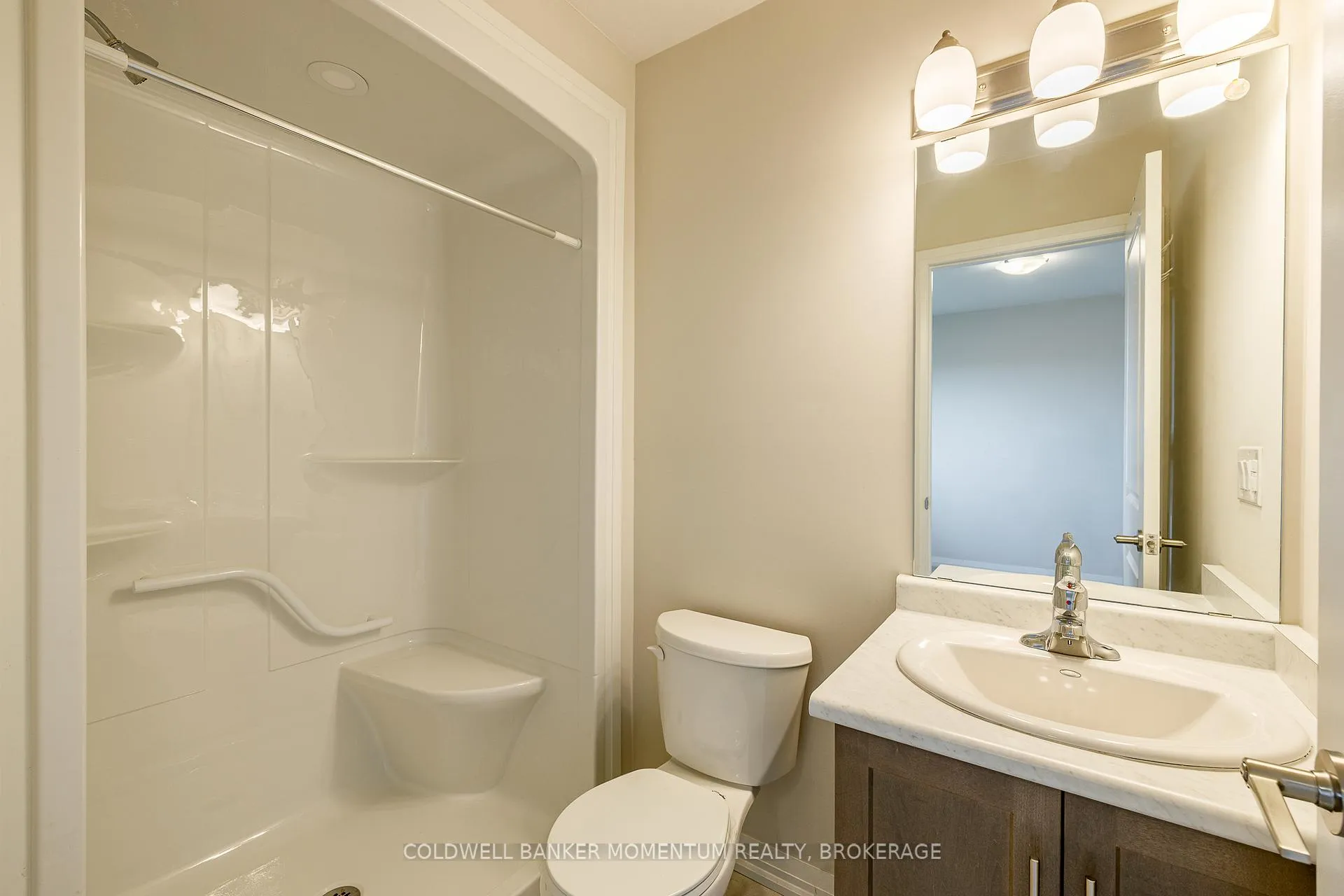 Photo 19 of 155 Bur Oak Drive, Thorold, Confederation Heights — HOMEH