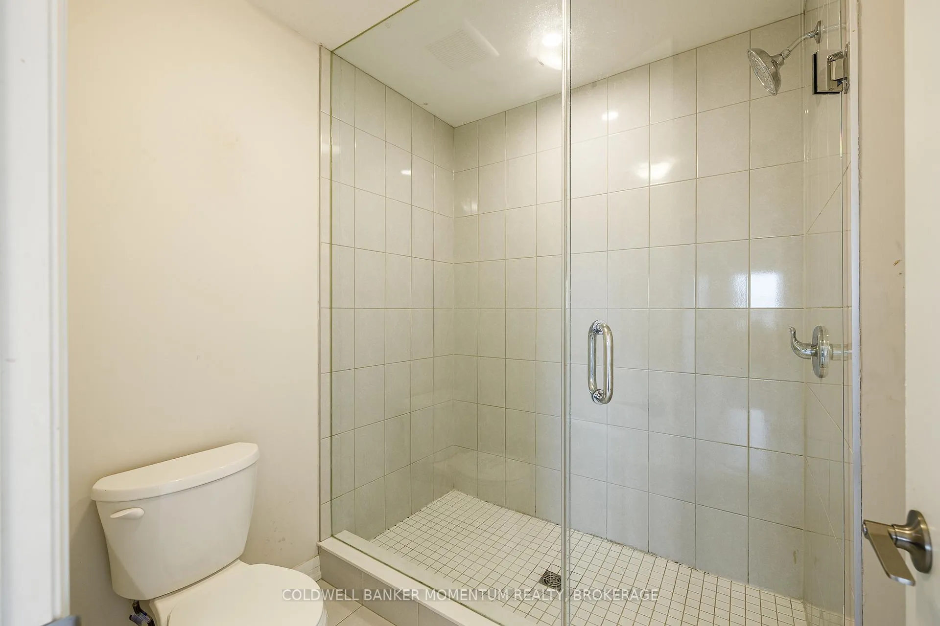 Photo 24 of 155 Bur Oak Drive, Thorold, Confederation Heights — HOMEH