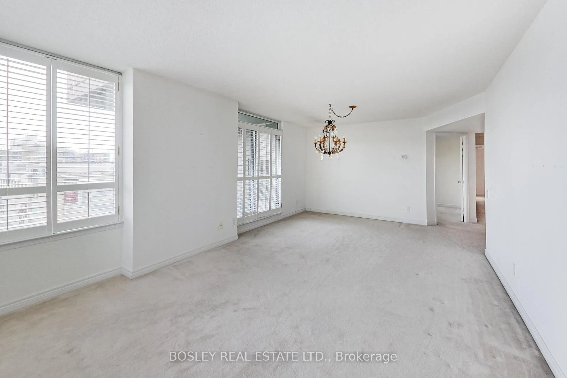 Photo 21 of Unit 403, 2 Covington Road, Toronto, Englemount-Lawrence — HOMEH