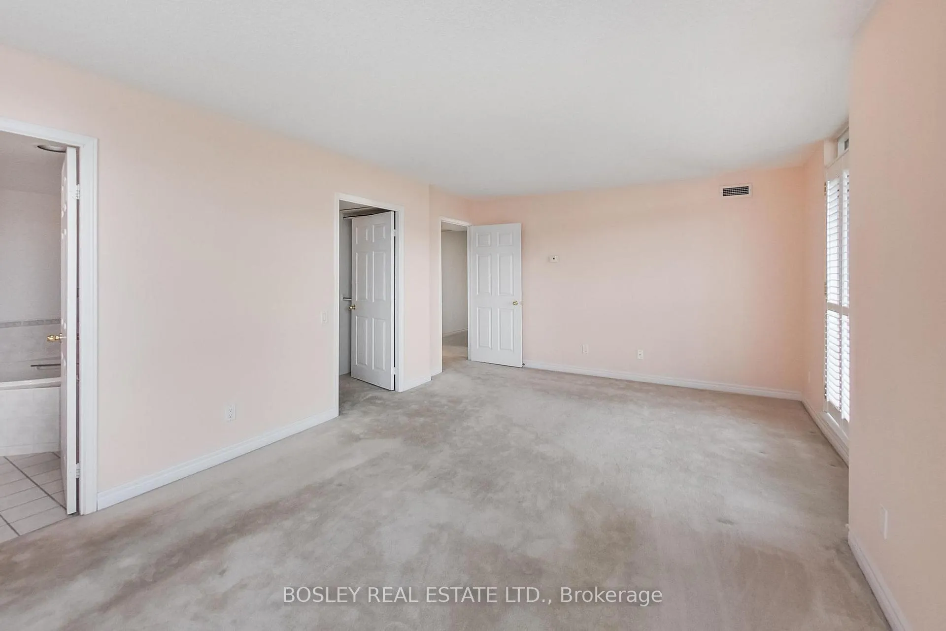Photo 31 of Unit 403, 2 Covington Road, Toronto, Englemount-Lawrence — HOMEH