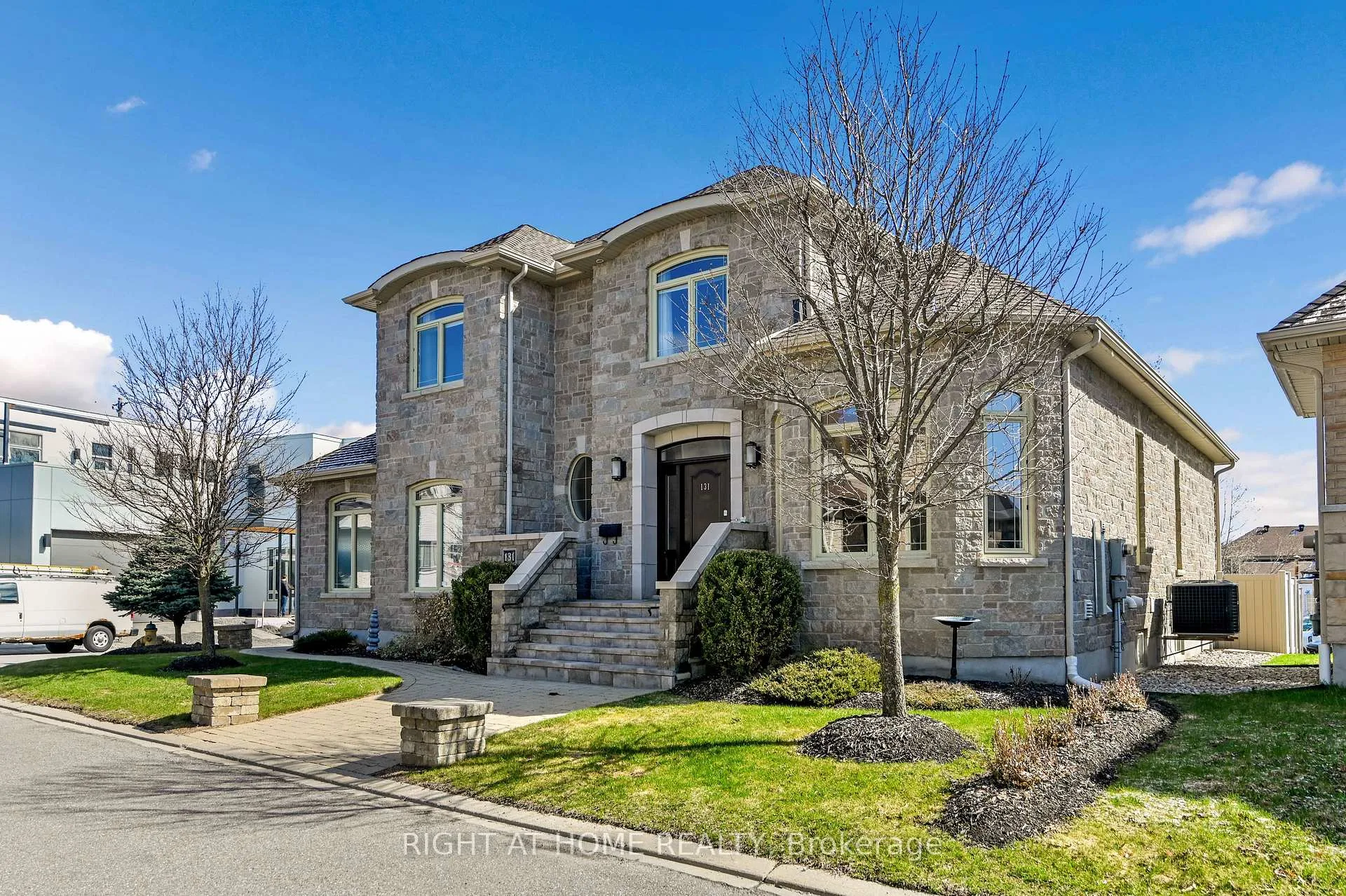 Photo 2 of 131 Issam Private, Ottawa, Ellwood — HOMEH