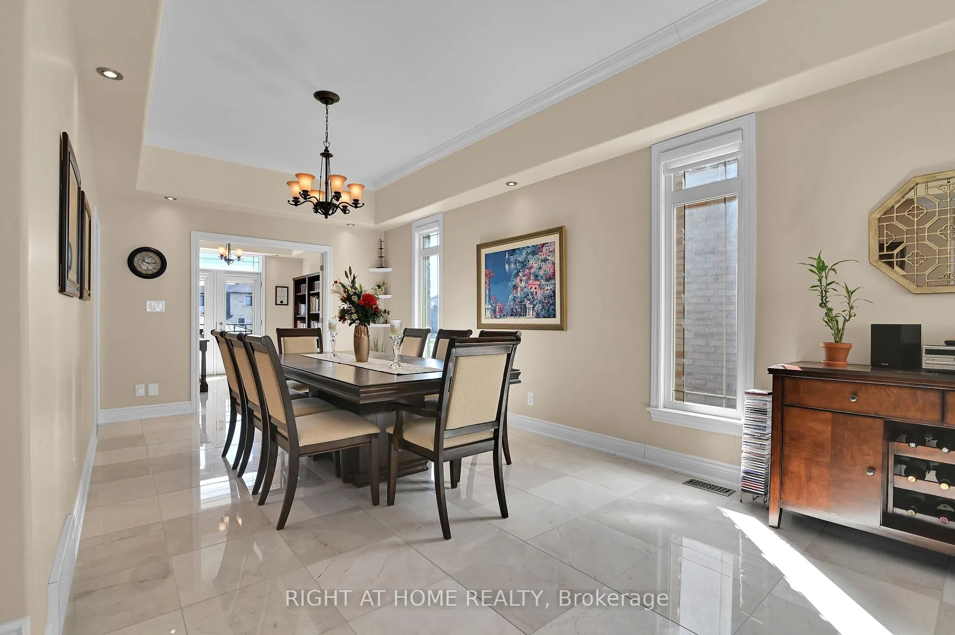 Photo 10 of 131 Issam Private, Ottawa, Ellwood — HOMEH