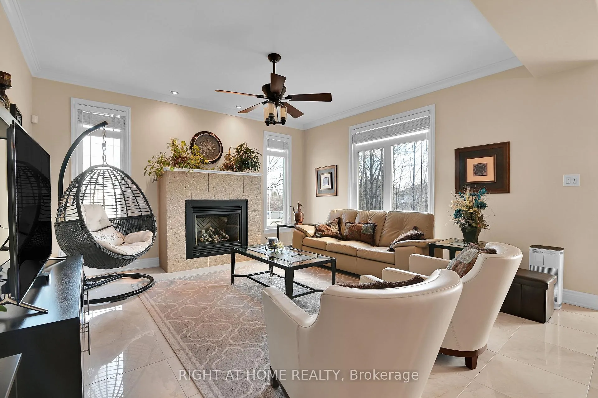 Photo 18 of 131 Issam Private, Ottawa, Ellwood — HOMEH