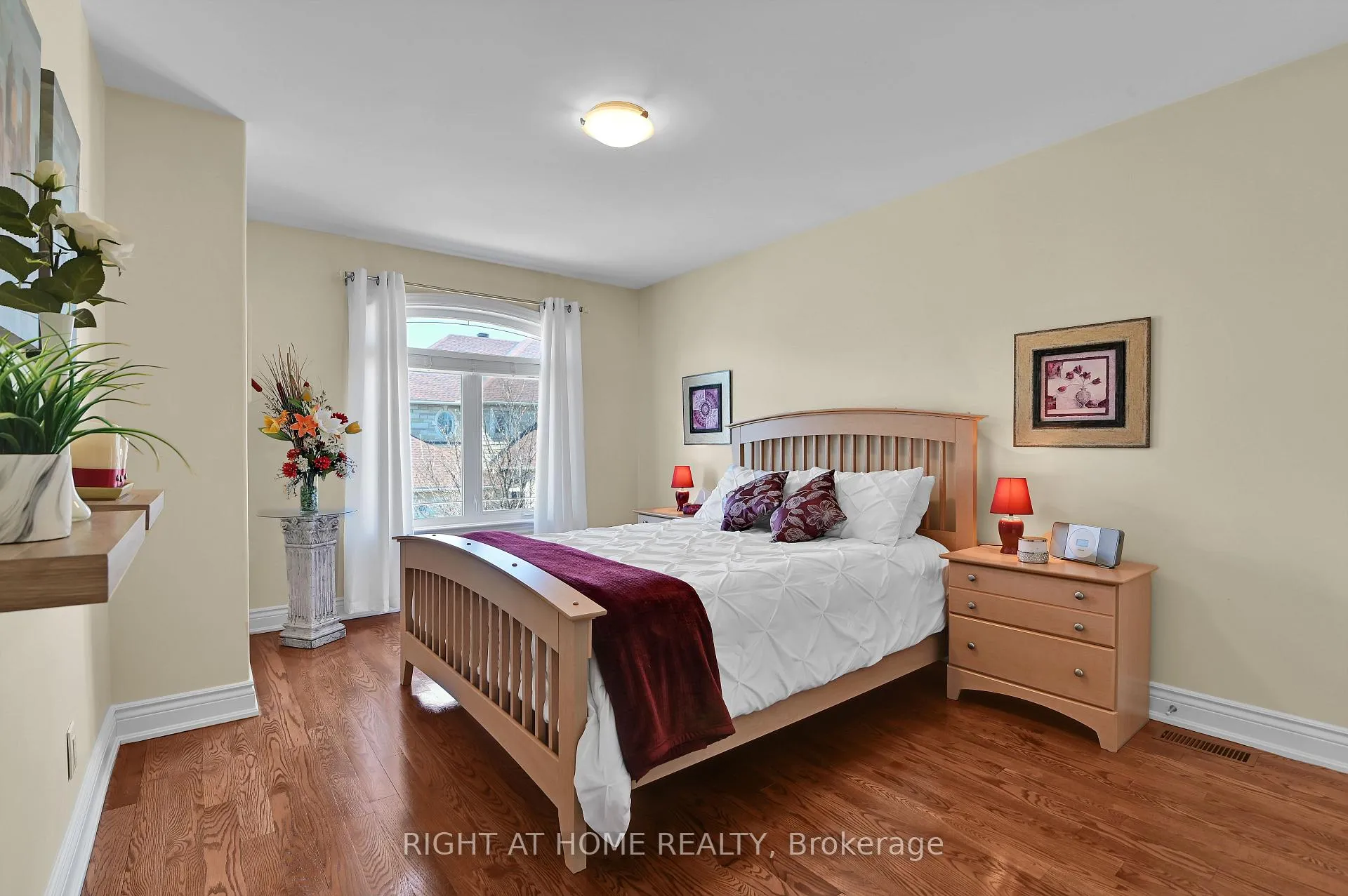 Photo 26 of 131 Issam Private, Ottawa, Ellwood — HOMEH