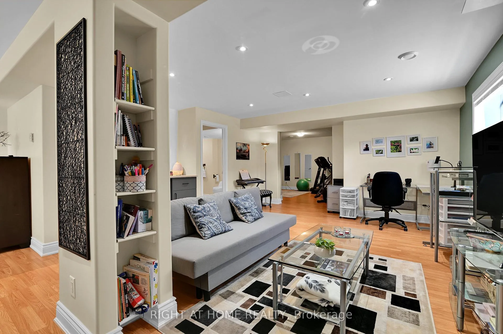 Photo 31 of 131 Issam Private, Ottawa, Ellwood — HOMEH