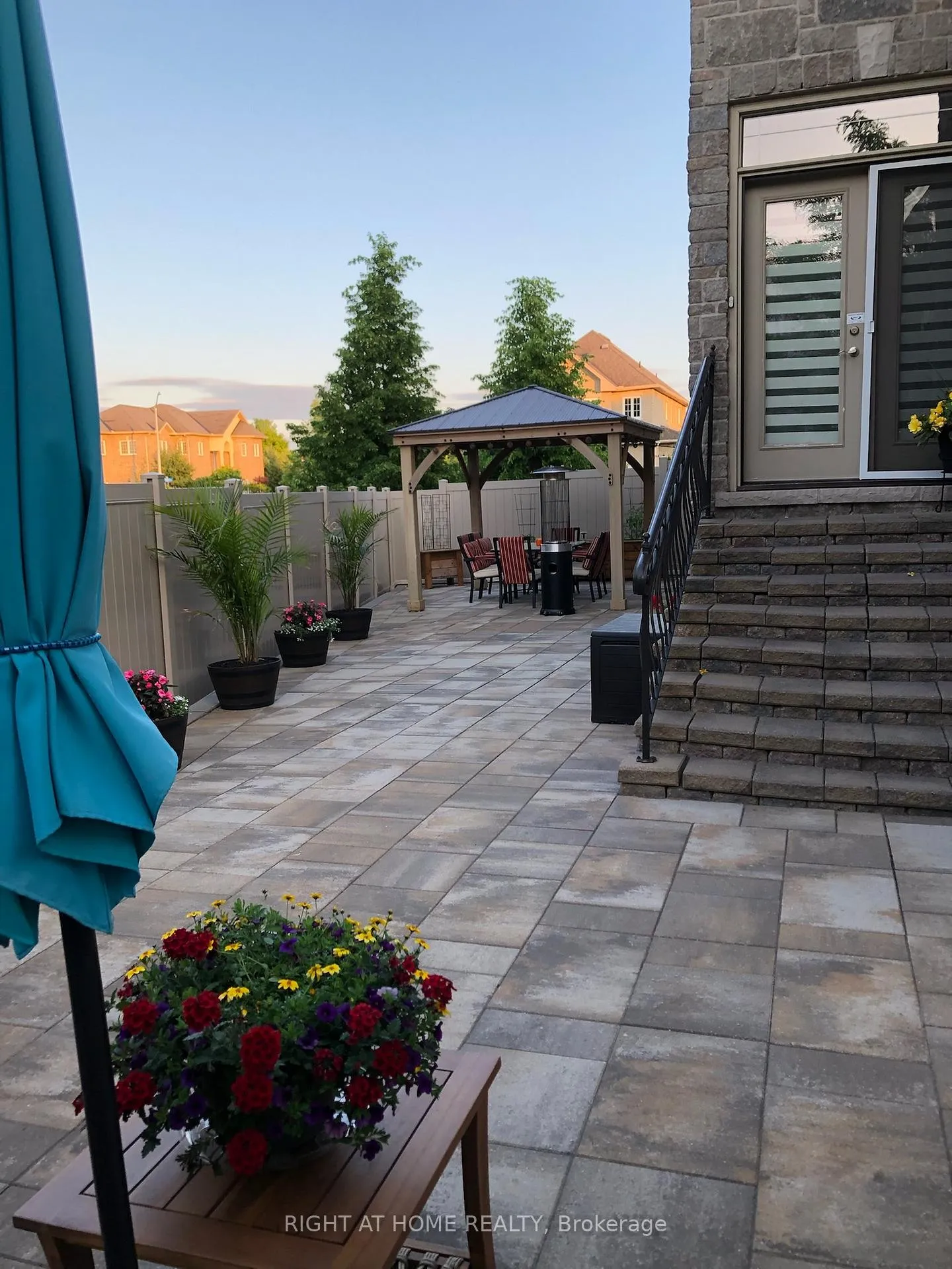 Photo 40 of 131 Issam Private, Ottawa, Ellwood — HOMEH