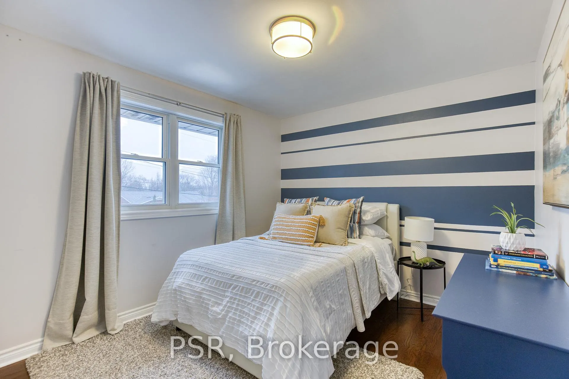 Photo 24 of 36 Randerson Avenue, Kitchener — HOMEH
