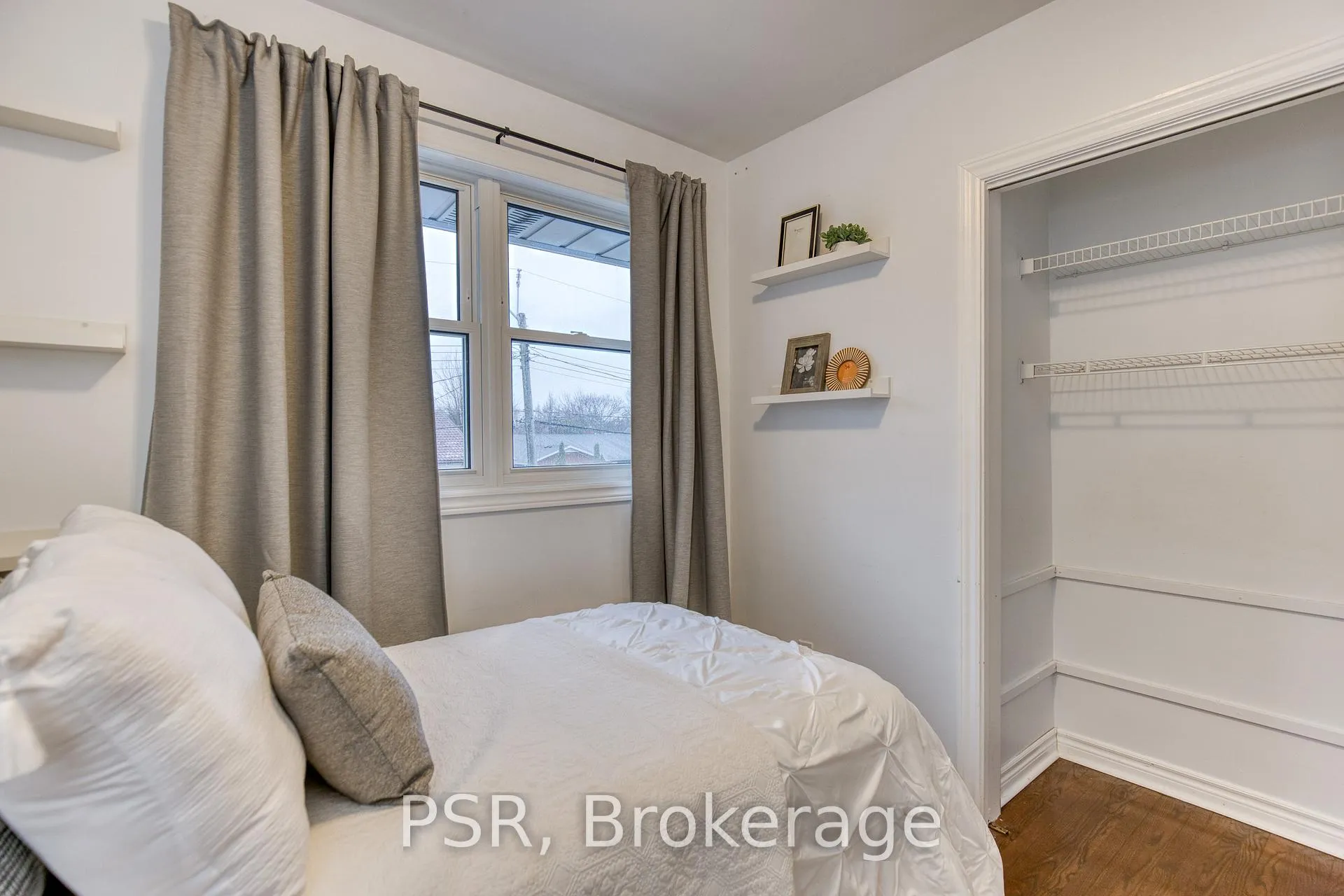 Photo 27 of 36 Randerson Avenue, Kitchener — HOMEH