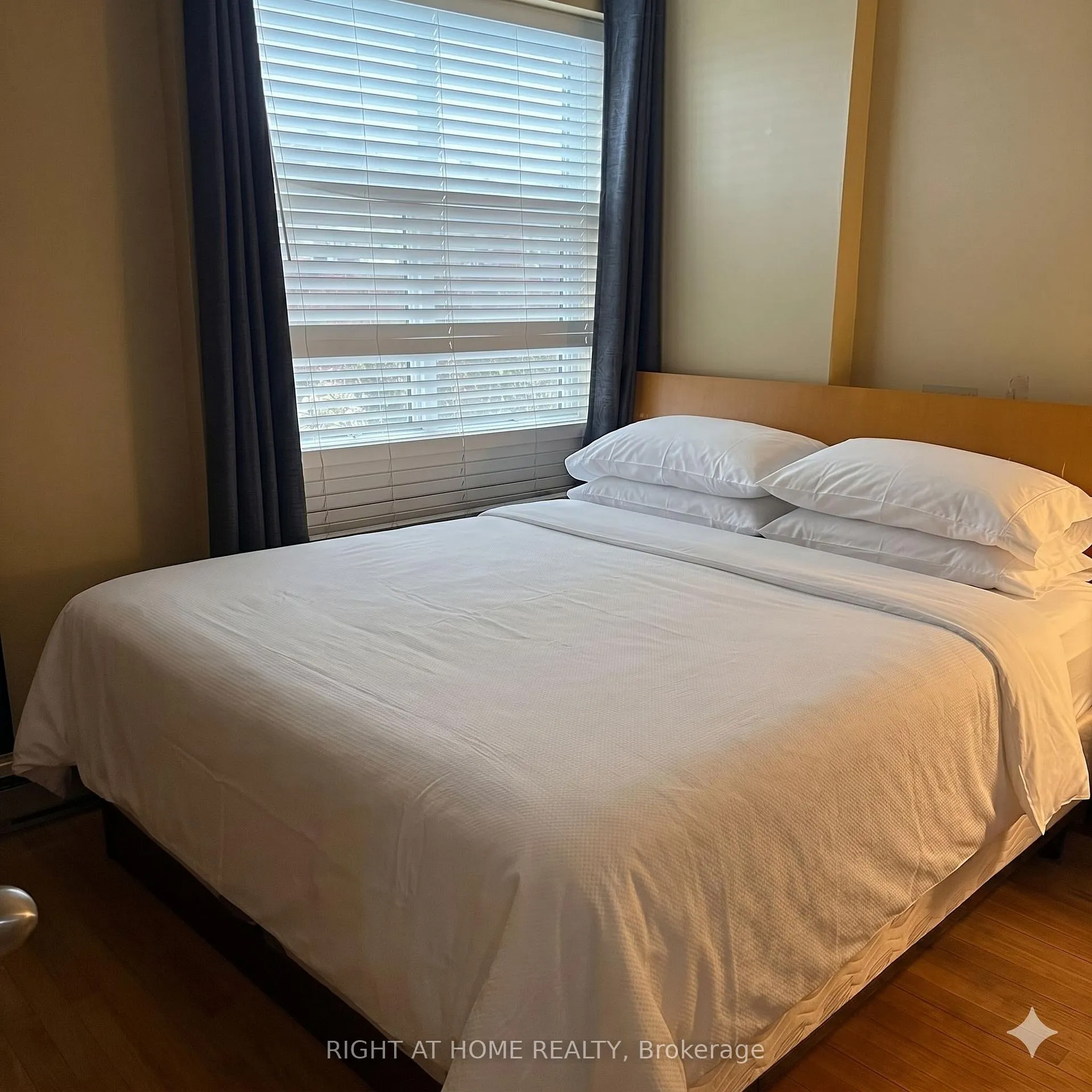 Photo 6 of Unit 1708, 900 Dynes Road, Ottawa, Carleton Square — HOMEH
