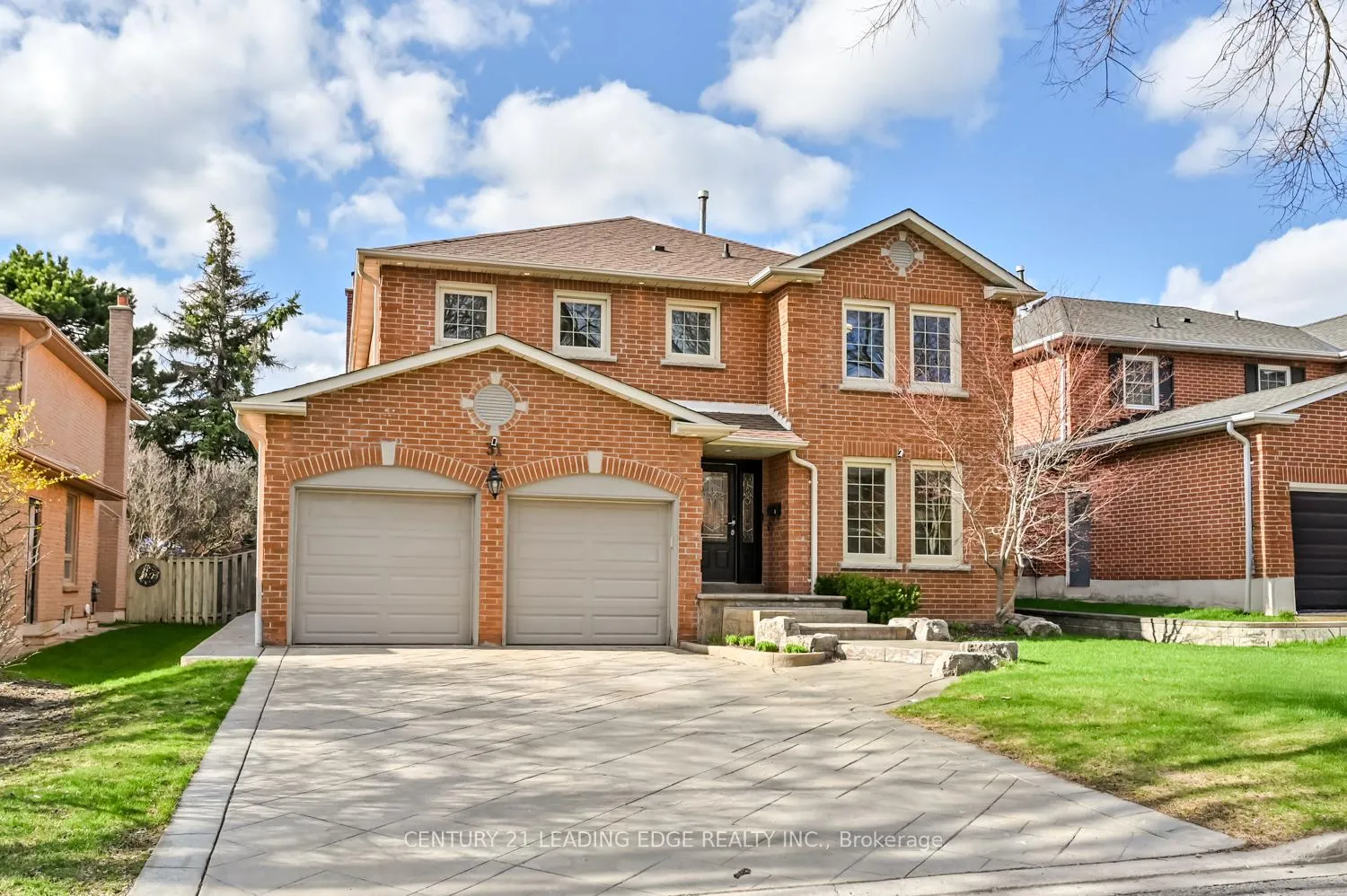 Photo 1 of 31 Heisey Drive, Markham, Markham Village — HOMEH