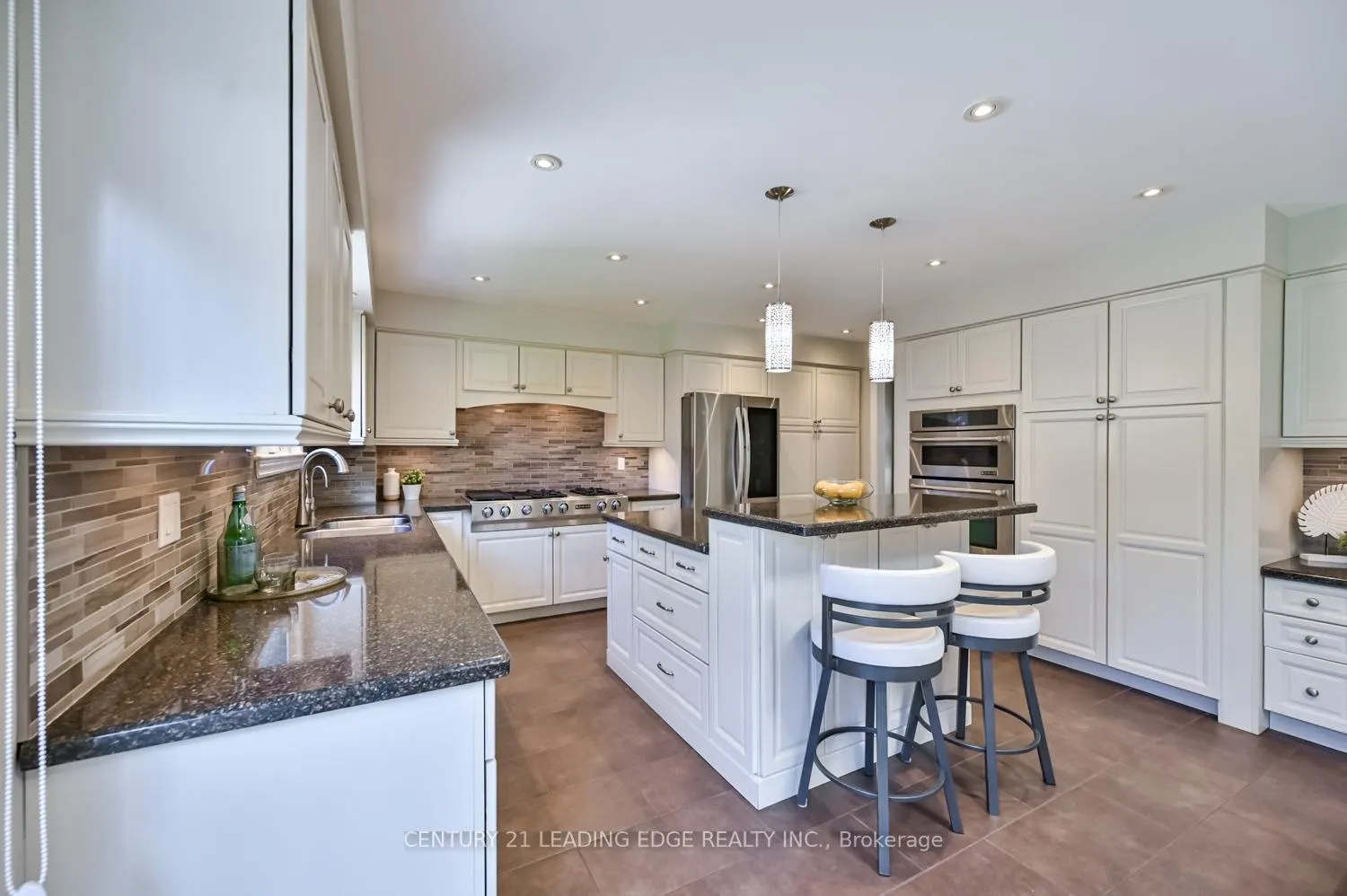 Photo 10 of 31 Heisey Drive, Markham, Markham Village — HOMEH