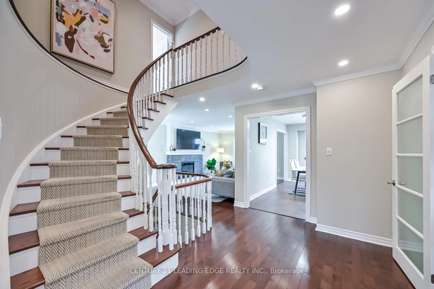 Photo 25 of 31 Heisey Drive, Markham, Markham Village — HOMEH