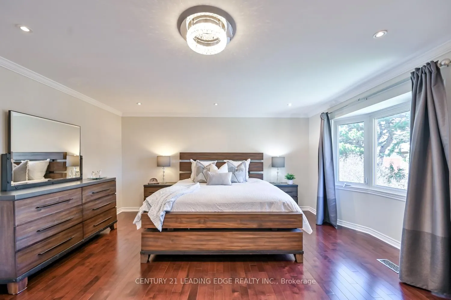 Photo 29 of 31 Heisey Drive, Markham, Markham Village — HOMEH