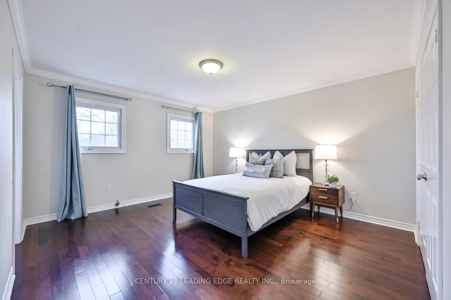 Photo 34 of 31 Heisey Drive, Markham, Markham Village — HOMEH