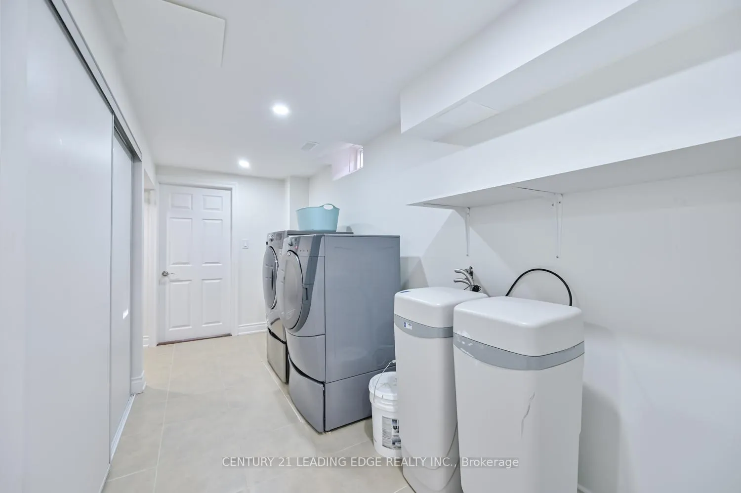 Photo 45 of 31 Heisey Drive, Markham, Markham Village — HOMEH