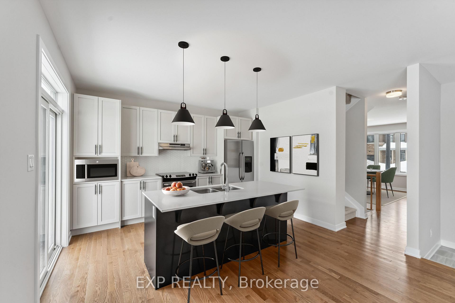 Photo 5 of 170 Conservancy Drive, Ottawa, Barrhaven - Heritage Park — HOMEH